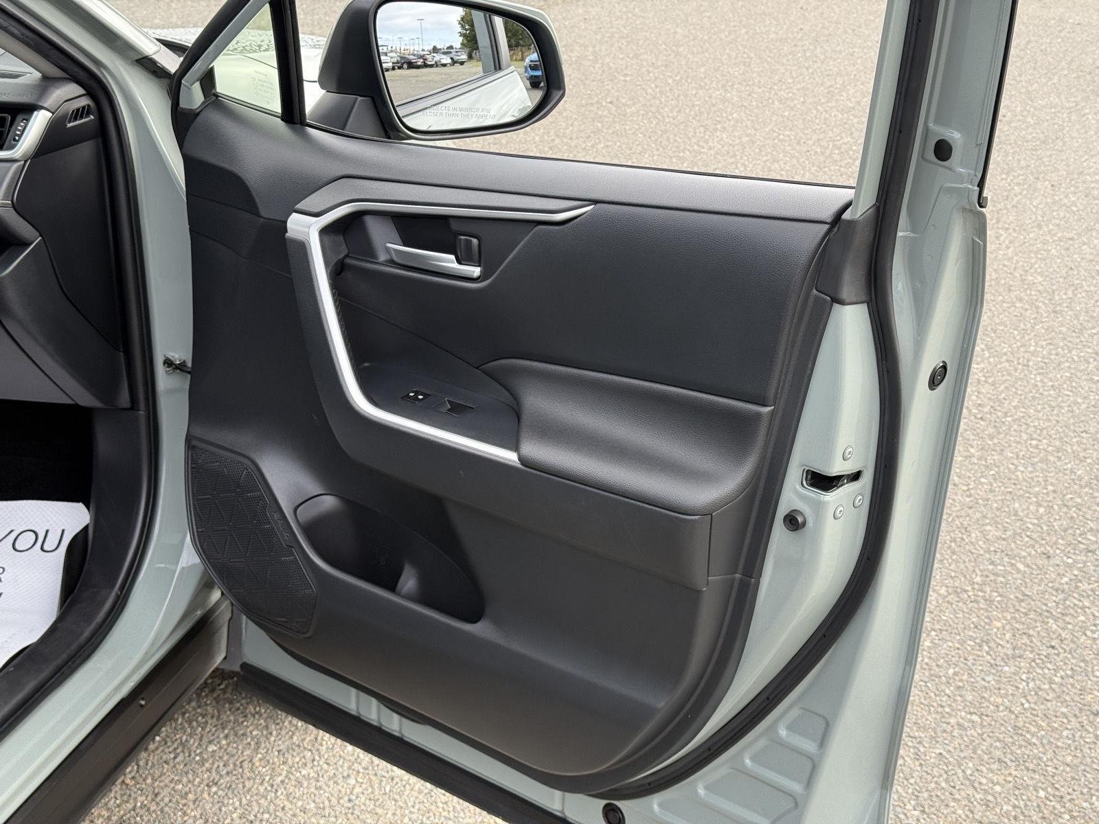 Used 2019 Toyota RAV4 SUV