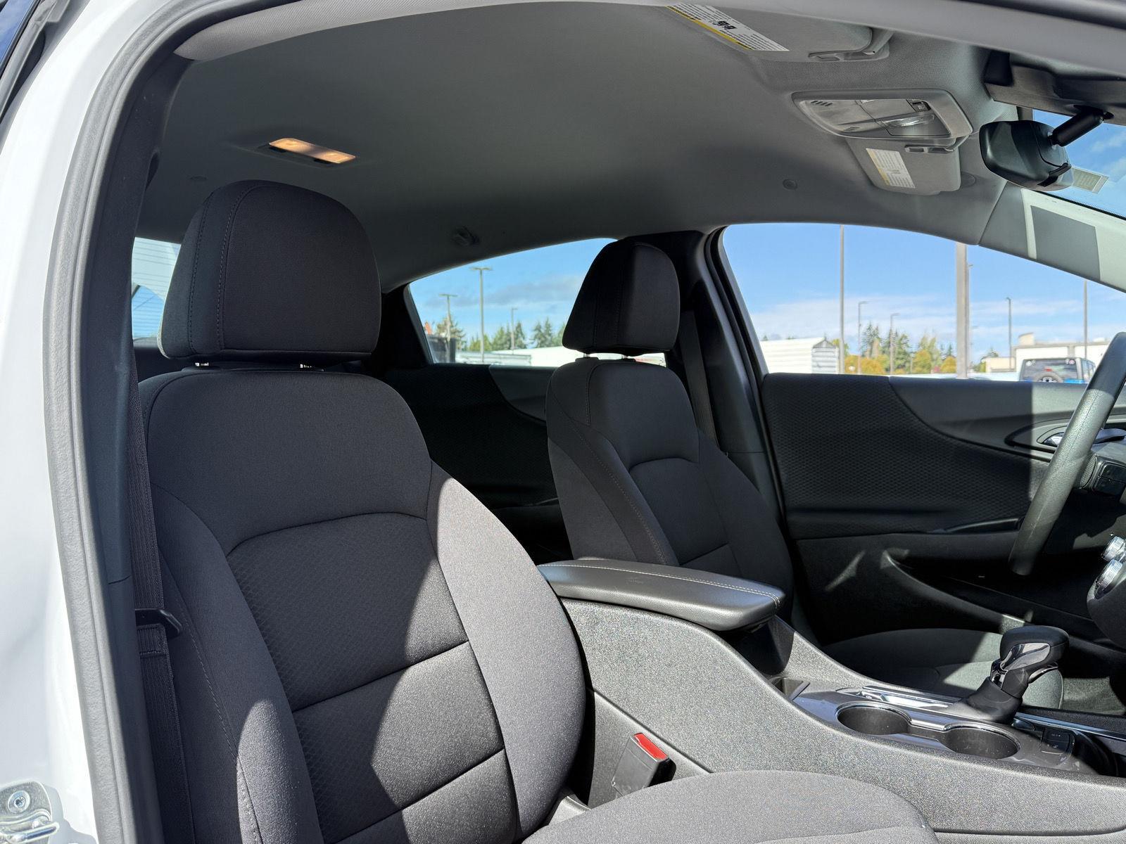 Used 2025 Chevrolet Malibu Sedan