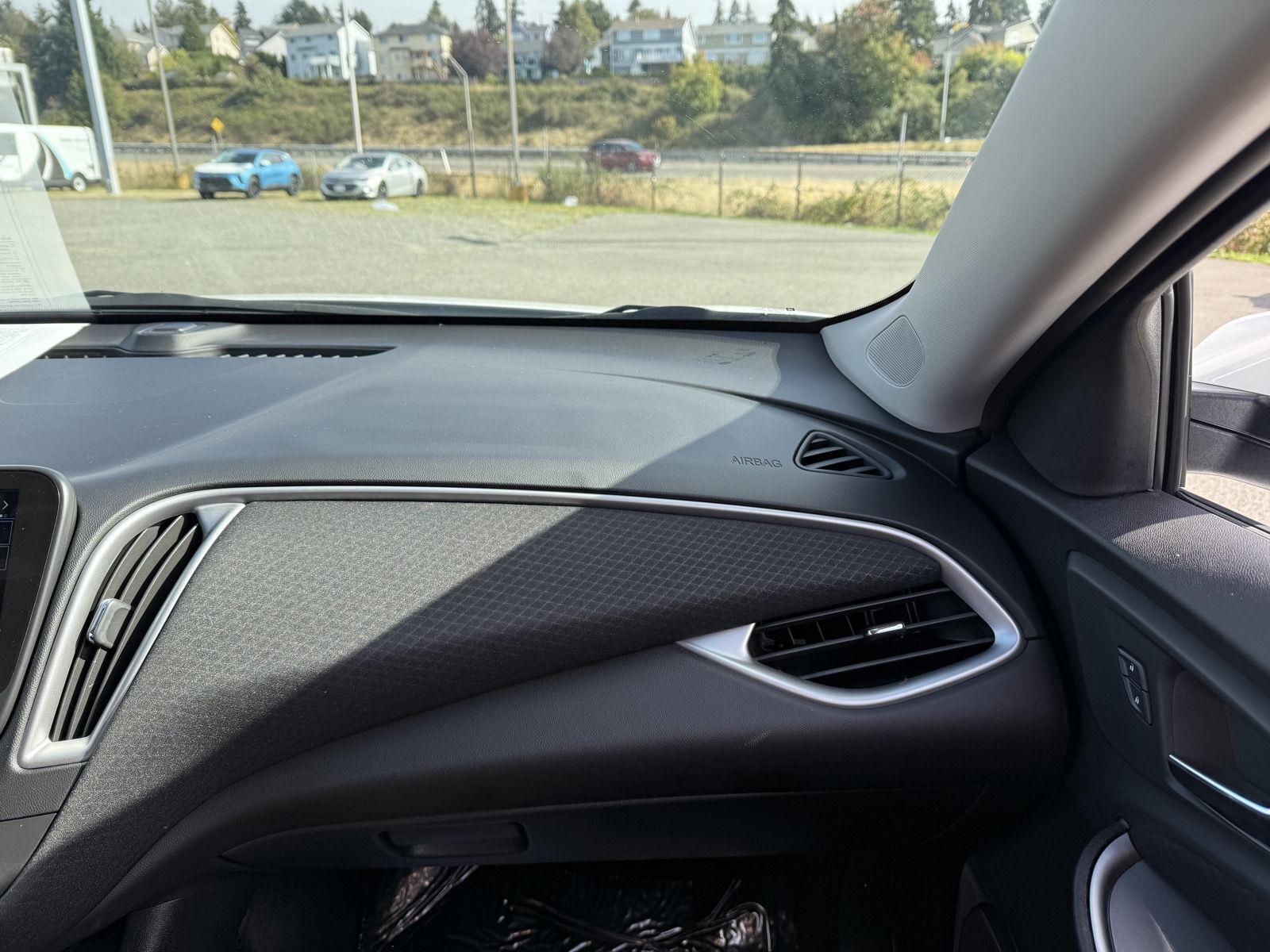 Used 2025 Chevrolet Malibu Sedan