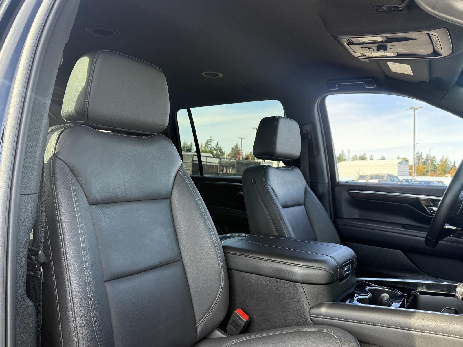 Used 2025 Chevrolet Suburban SUV