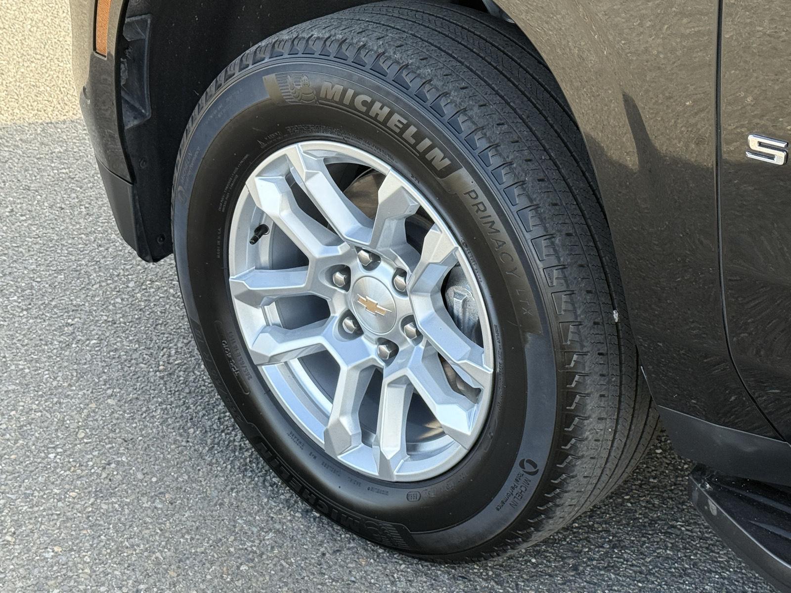 Used 2025 Chevrolet Suburban SUV