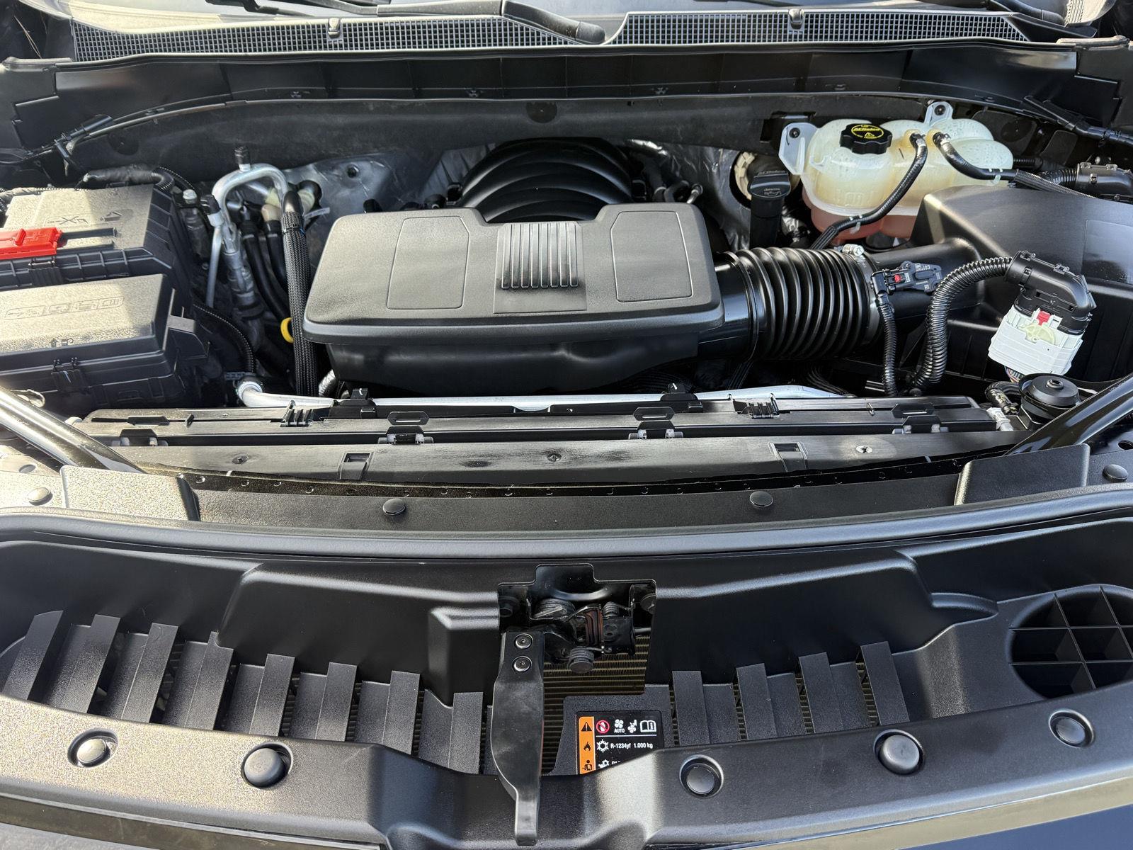 Used 2025 Chevrolet Suburban SUV
