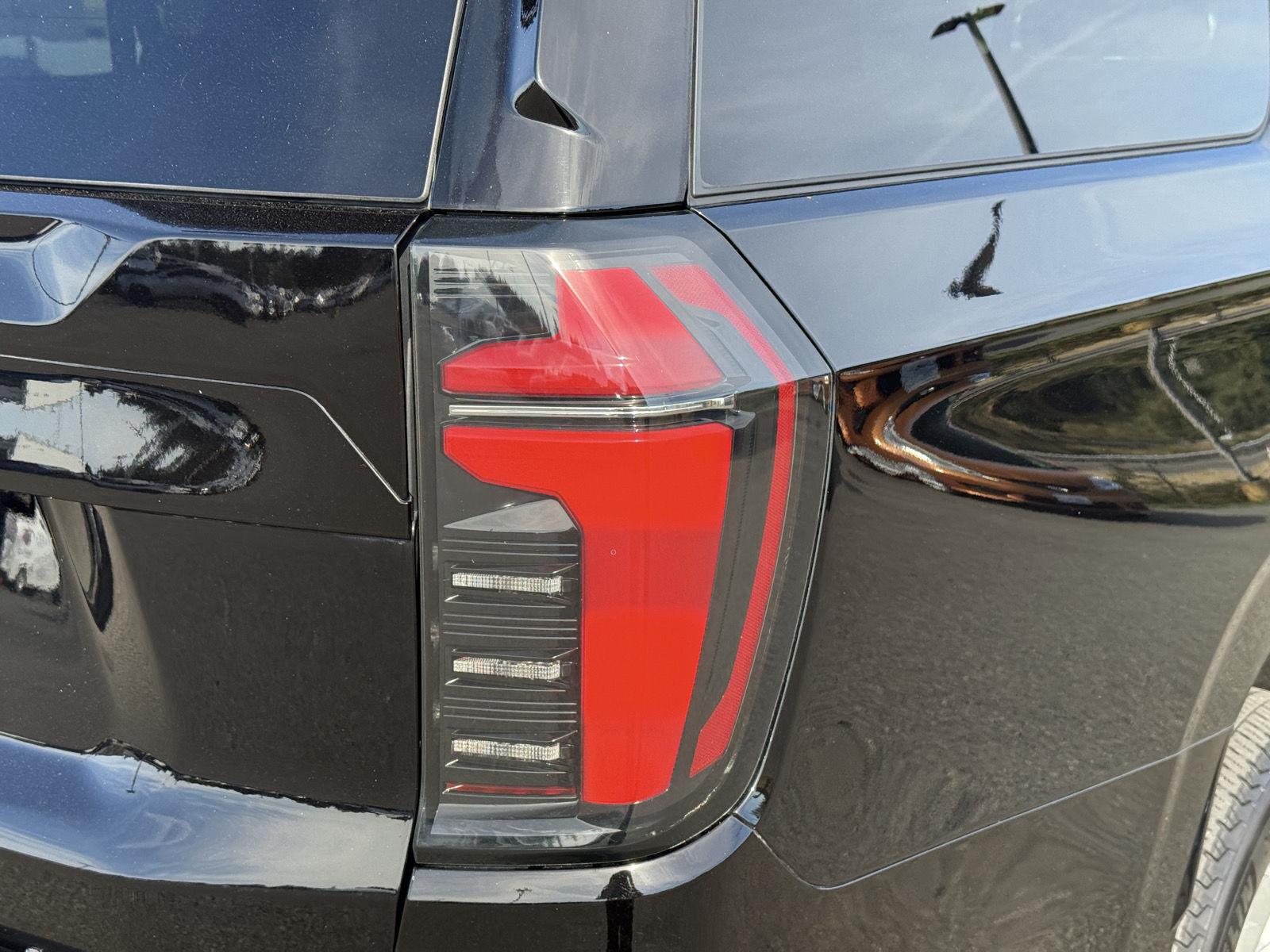Used 2025 Chevrolet Suburban SUV