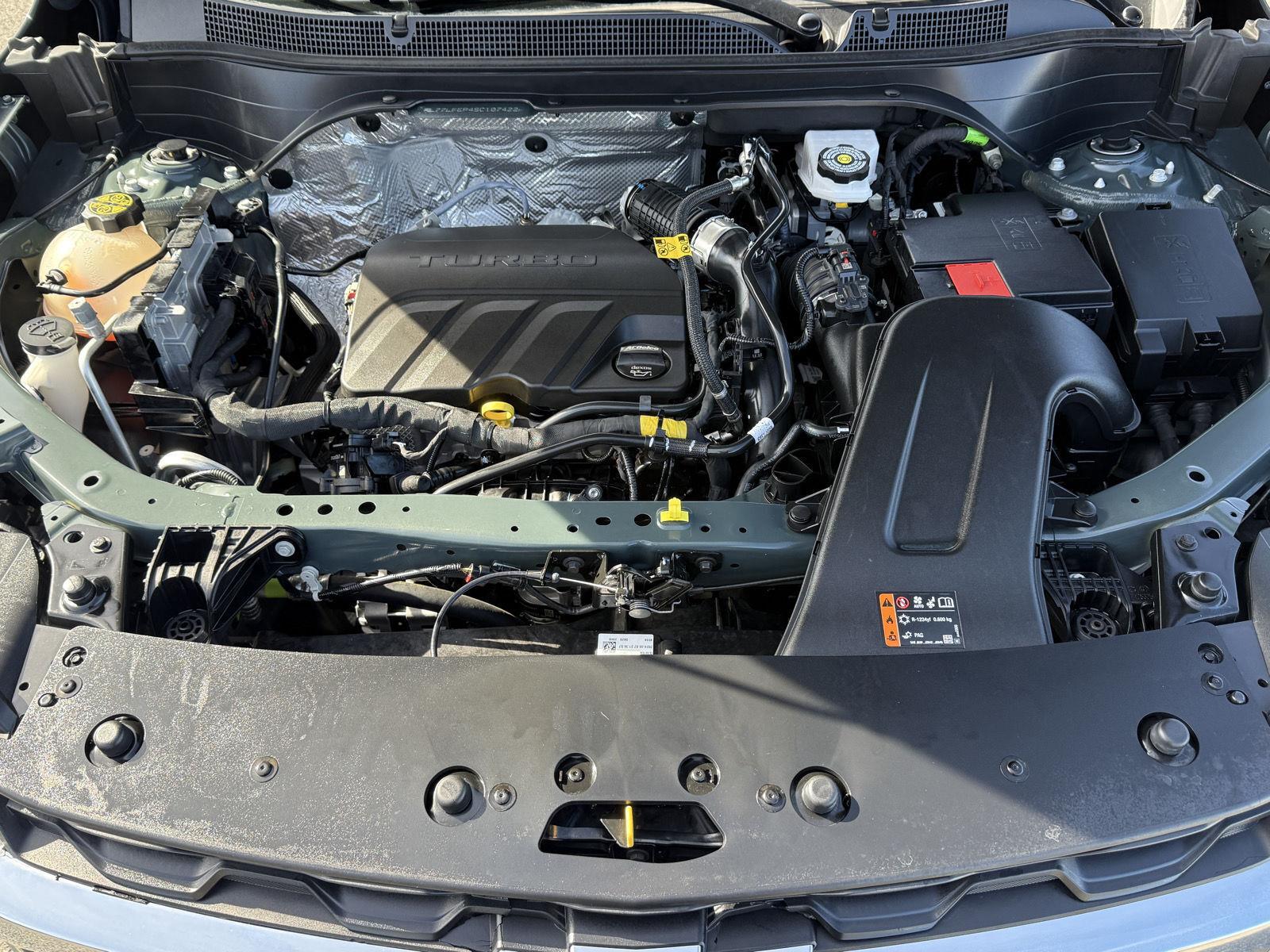 Used 2025 Chevrolet Trax SUV