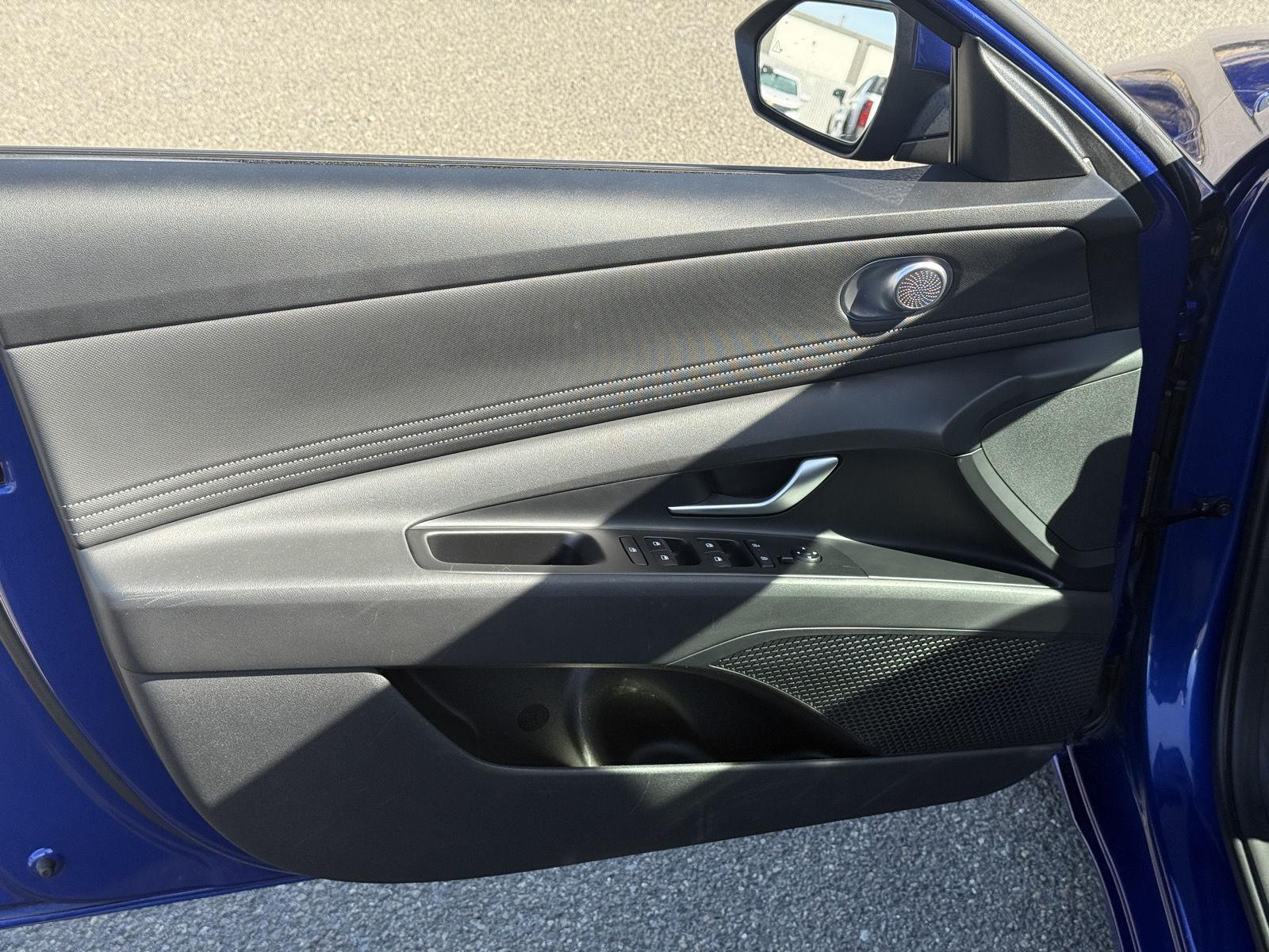 Used 2025 Hyundai Elantra Sedan