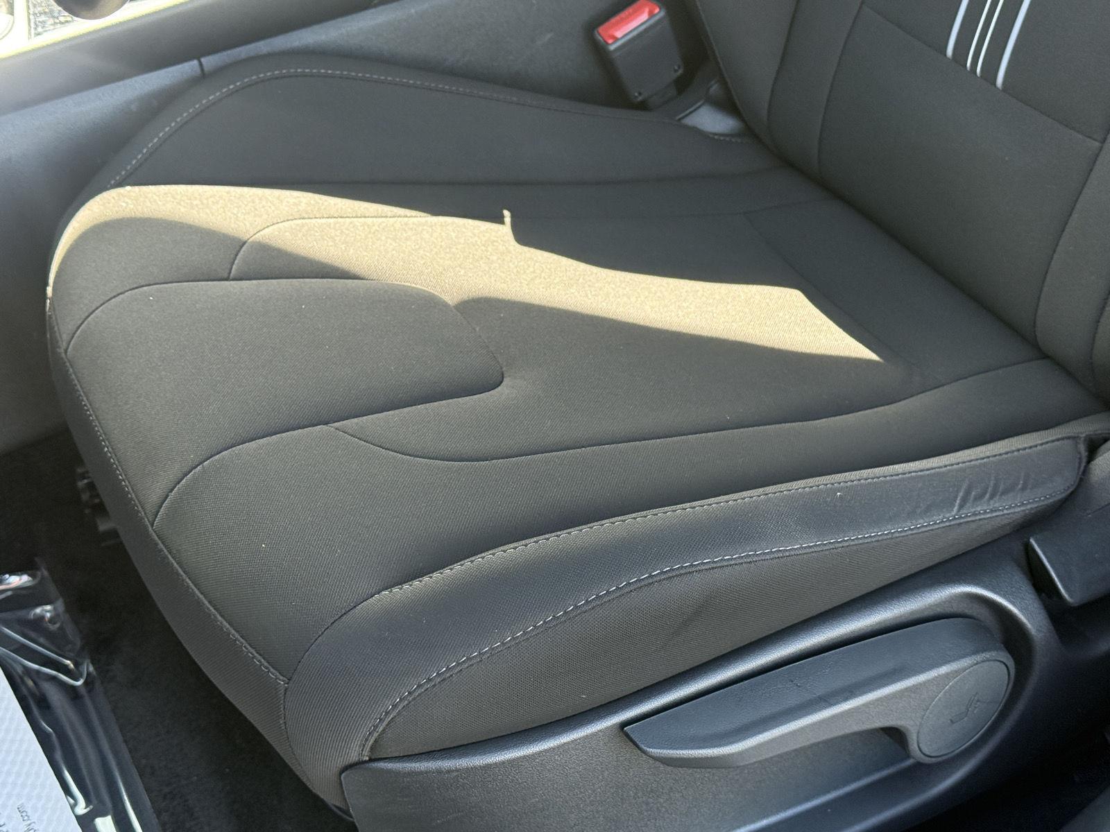 Used 2025 Hyundai Elantra Sedan