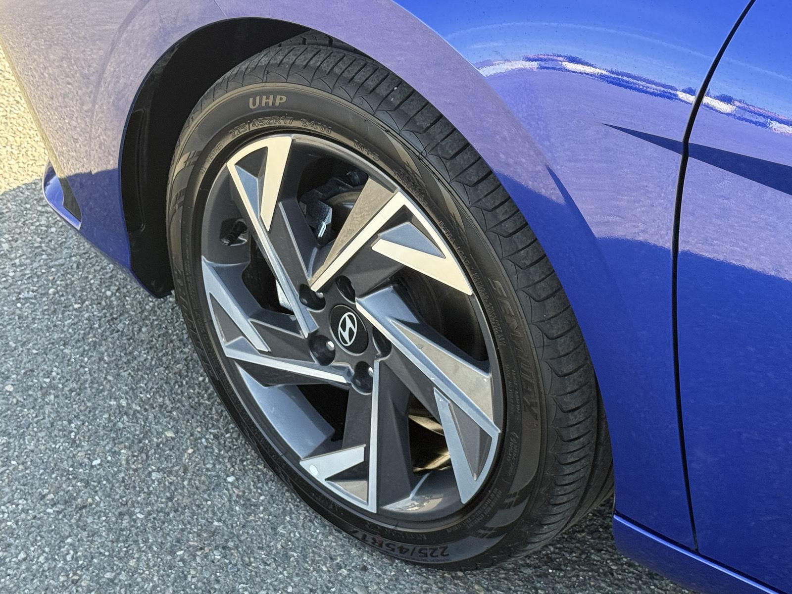 Used 2025 Hyundai Elantra Sedan