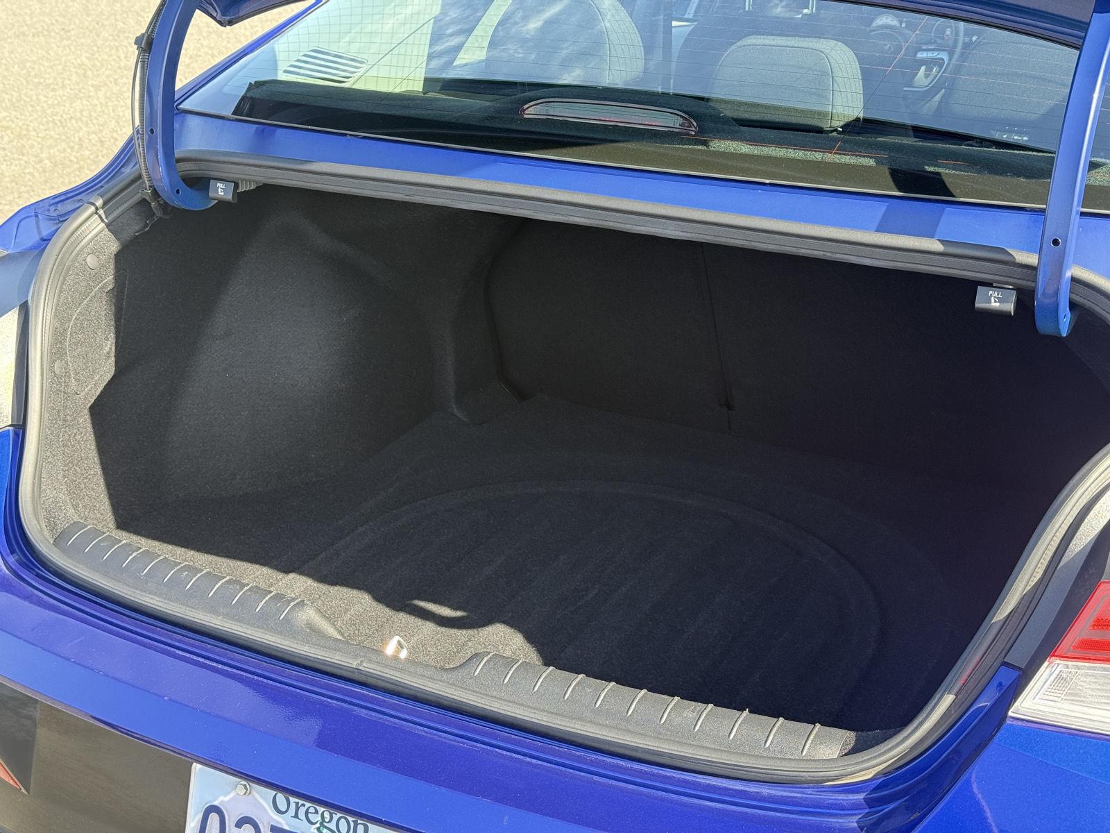 Used 2025 Hyundai Elantra Sedan