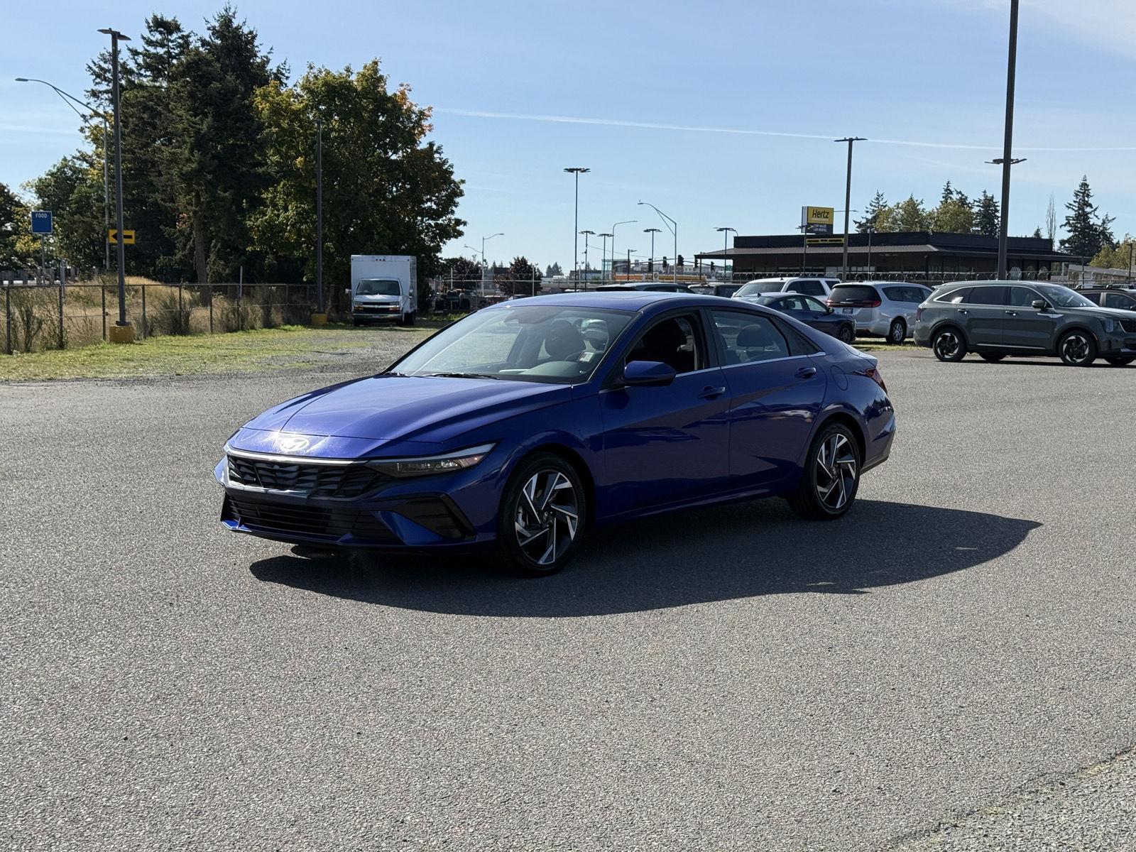 Used 2025 Hyundai Elantra Sedan