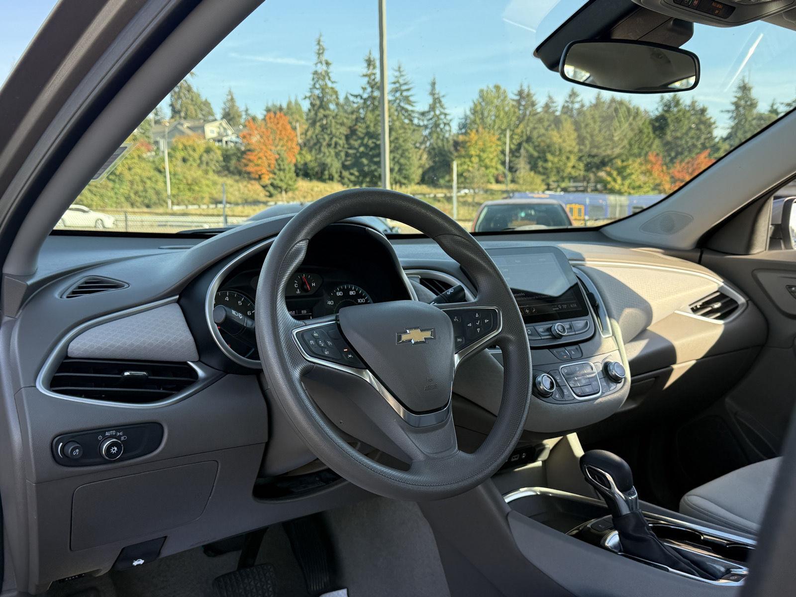 Used 2025 Chevrolet Malibu Sedan