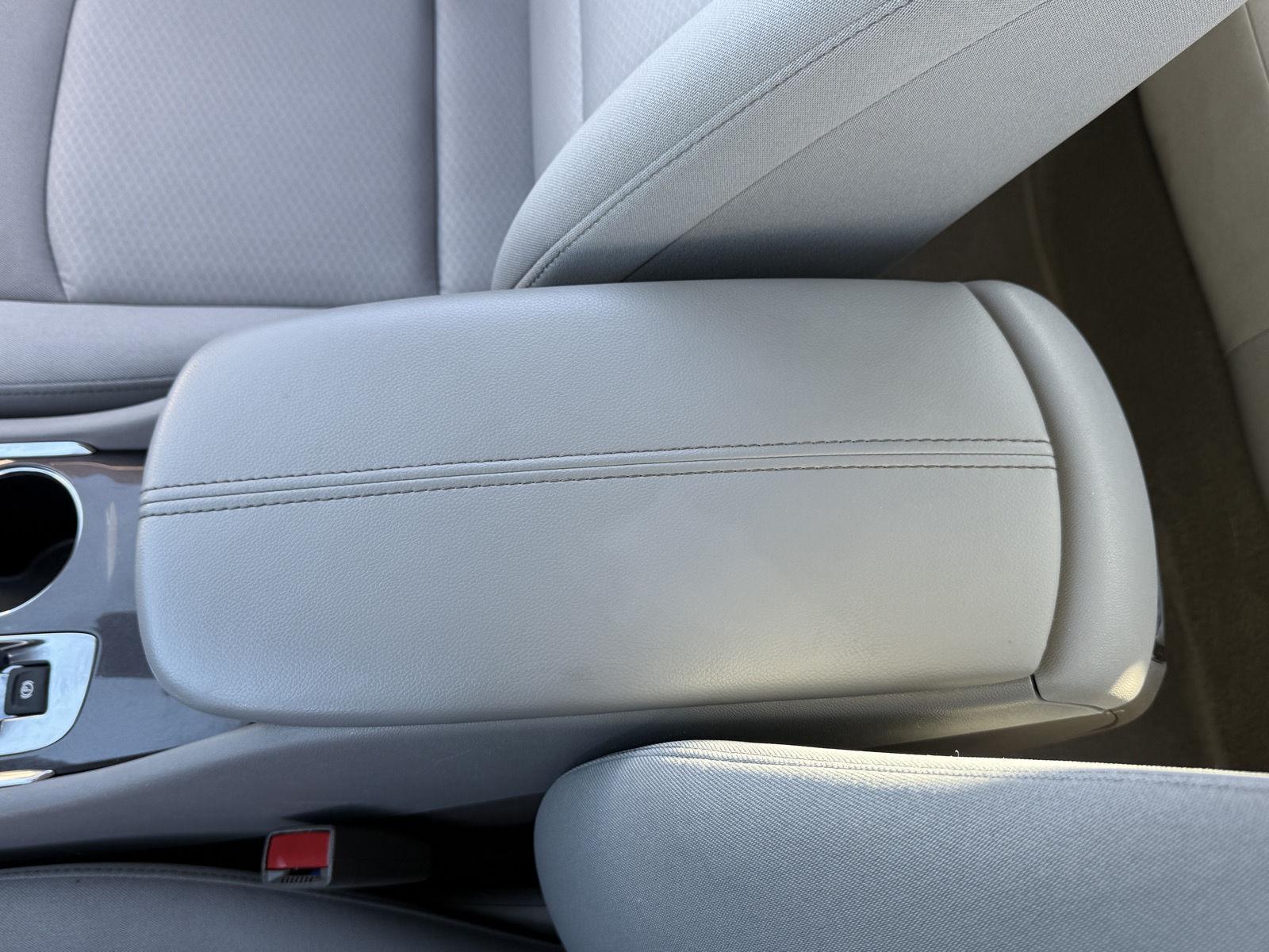 Used 2025 Chevrolet Malibu Sedan