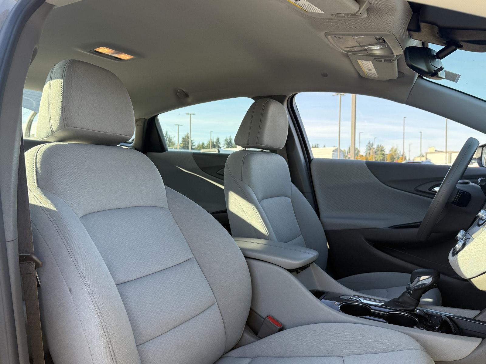 Used 2025 Chevrolet Malibu Sedan