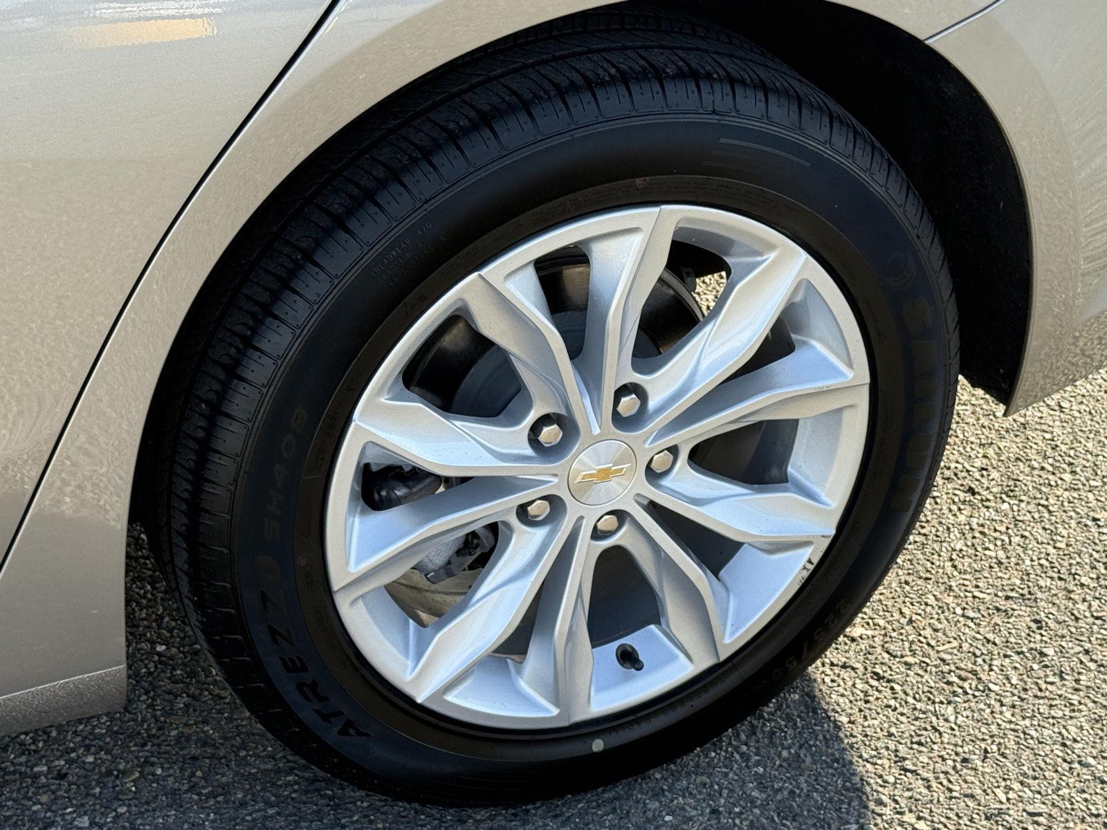 Used 2025 Chevrolet Malibu Sedan