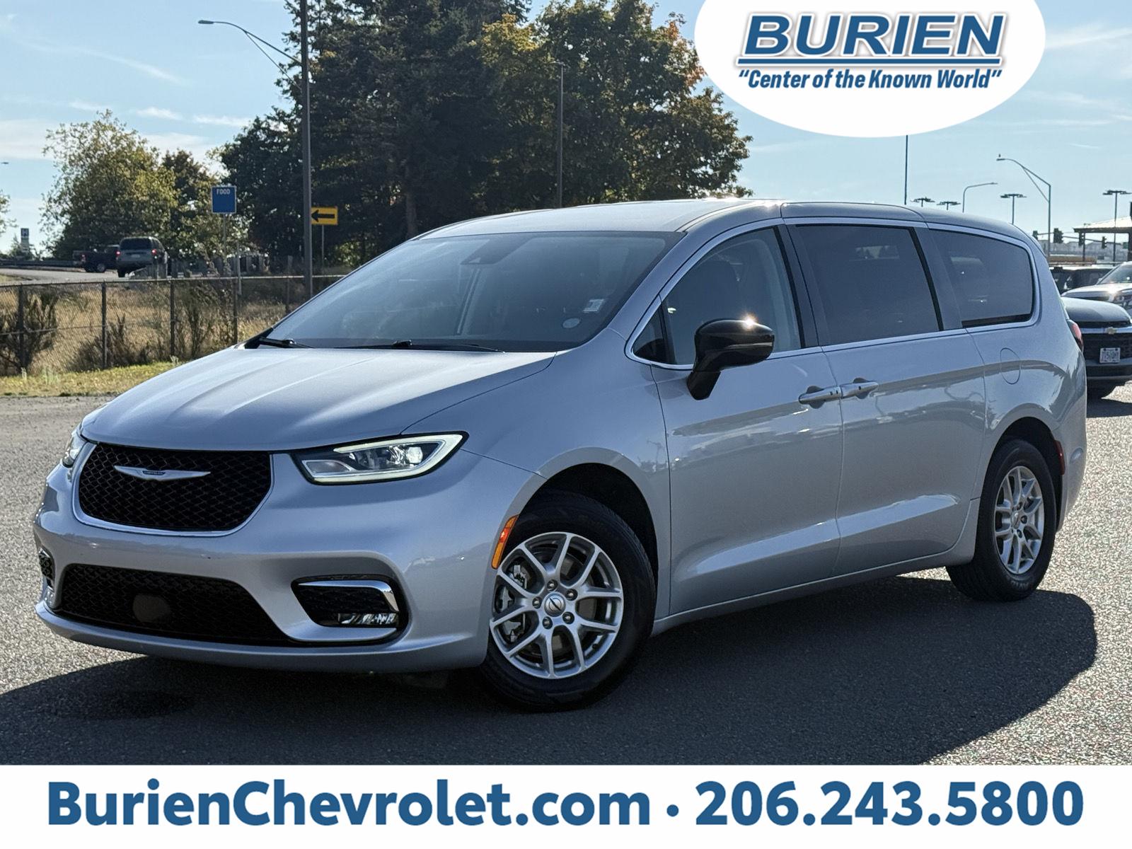 2024 Chrysler Pacifica Touring L