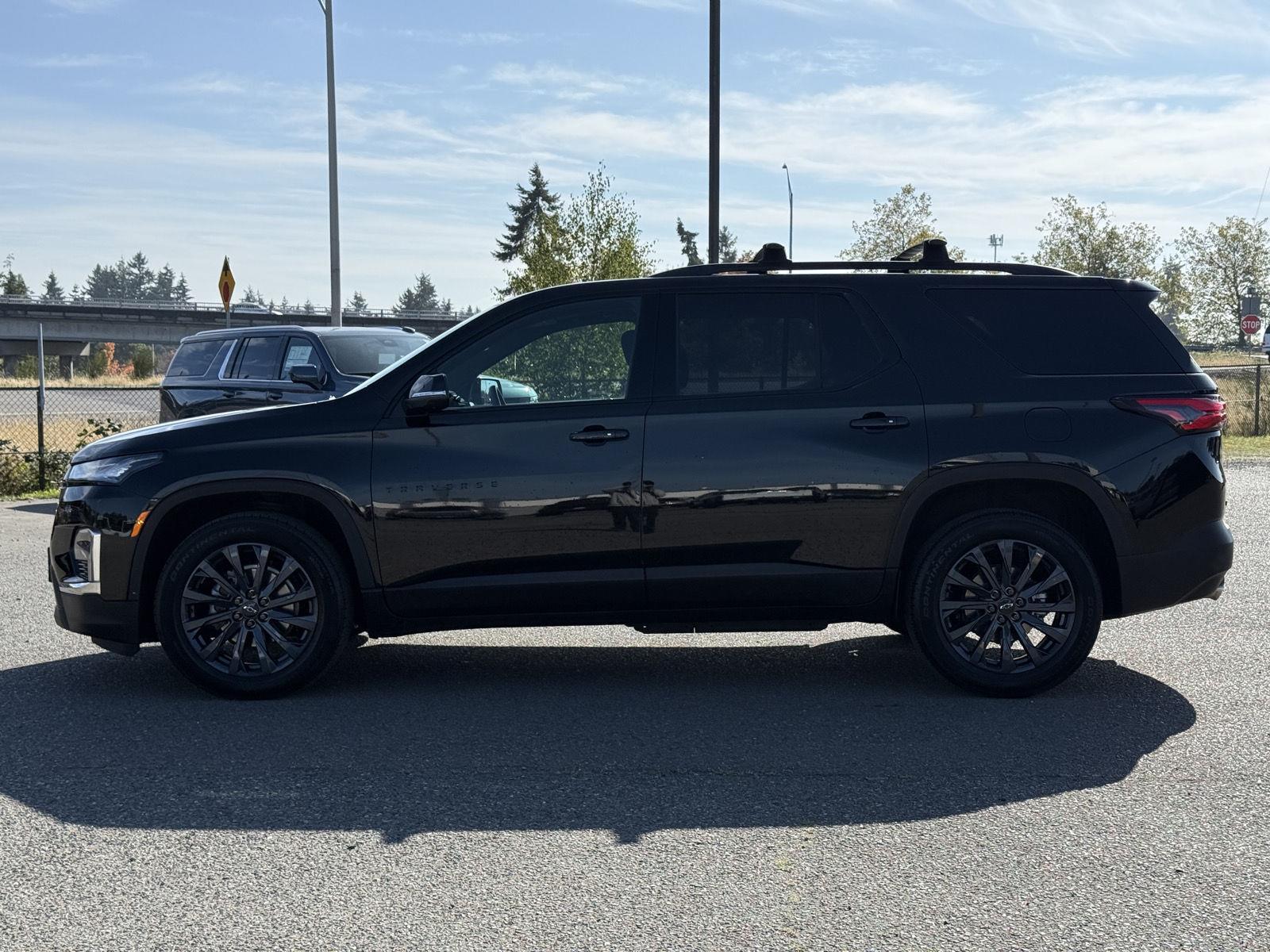 Used 2023 Chevrolet Traverse SUV