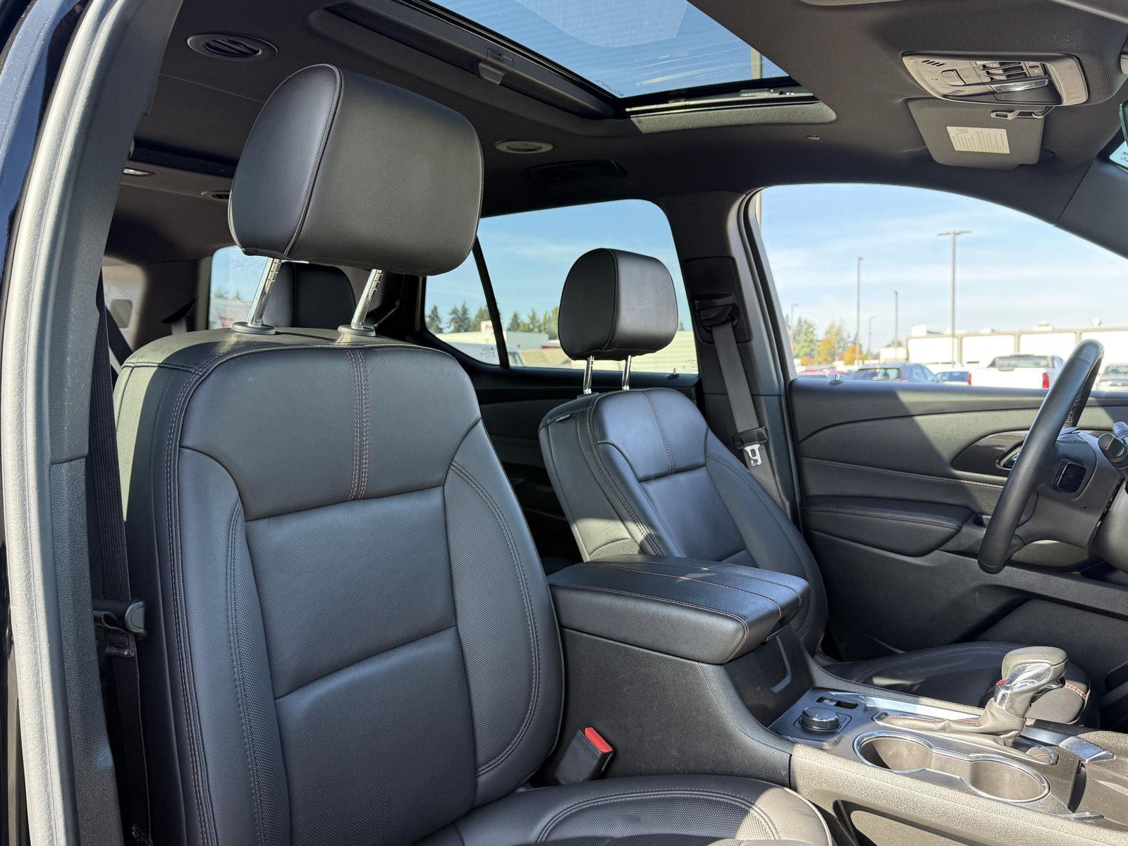 Used 2023 Chevrolet Traverse SUV