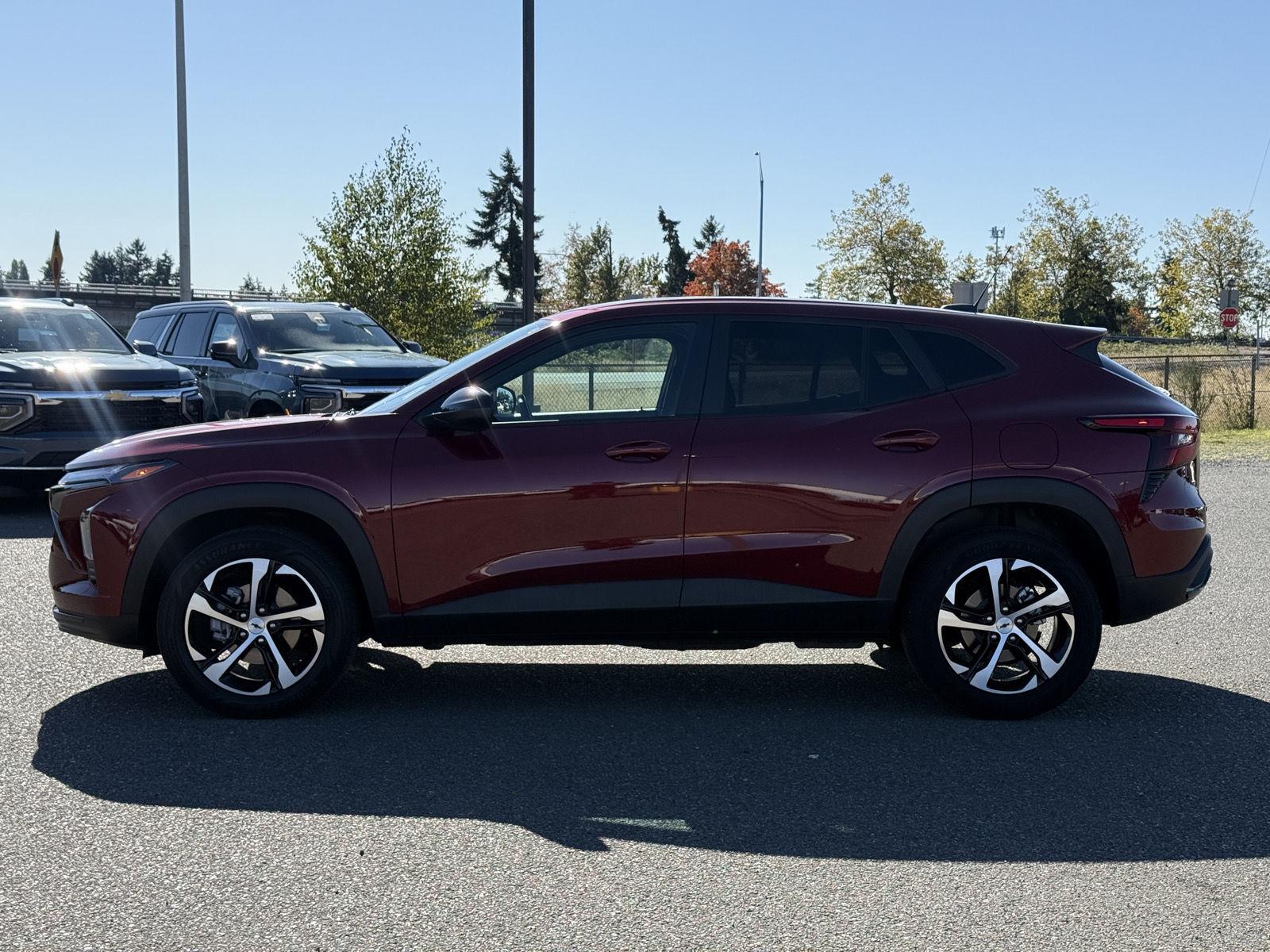 Used 2025 Chevrolet Trax SUV
