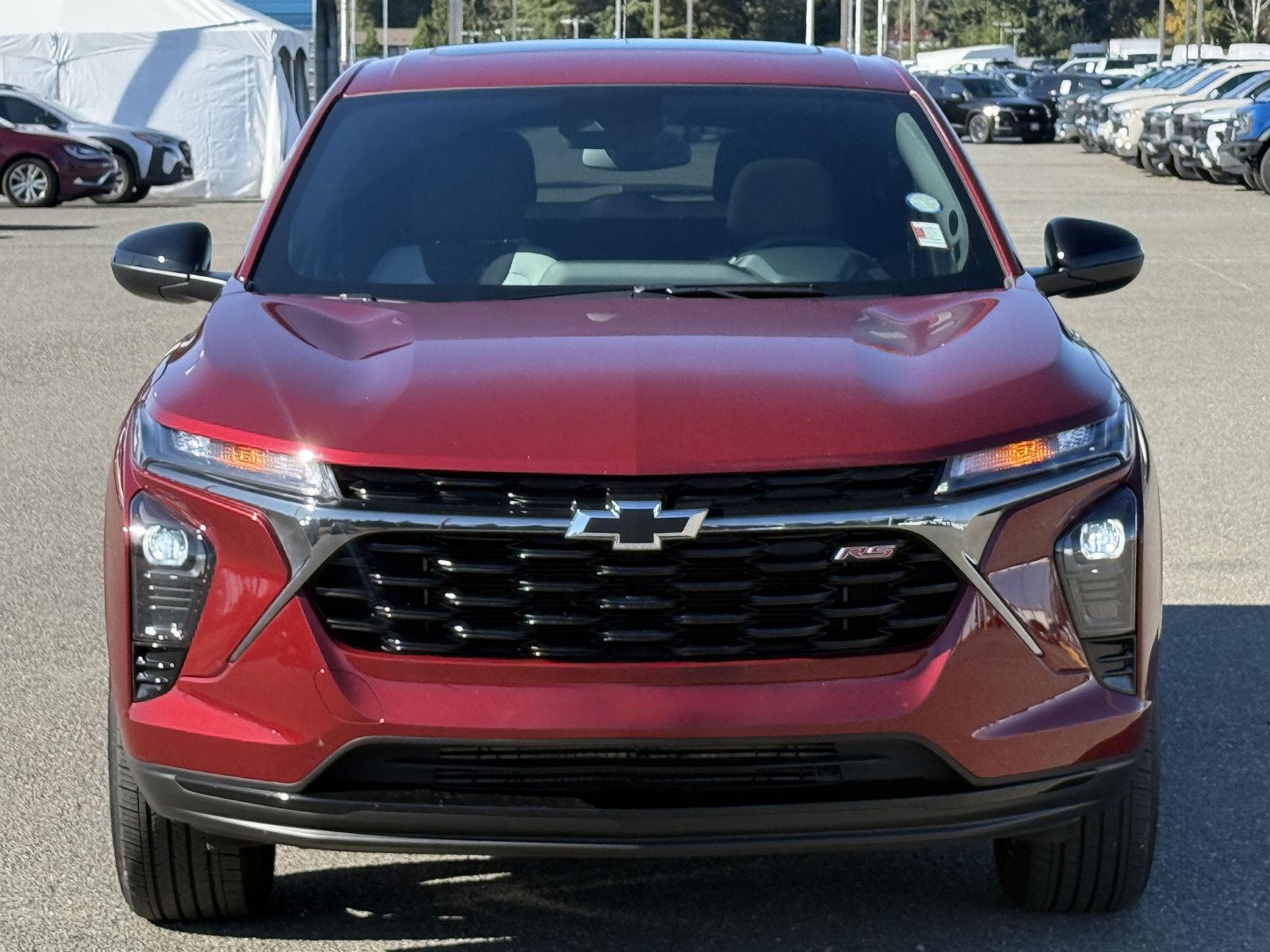 Used 2025 Chevrolet Trax SUV