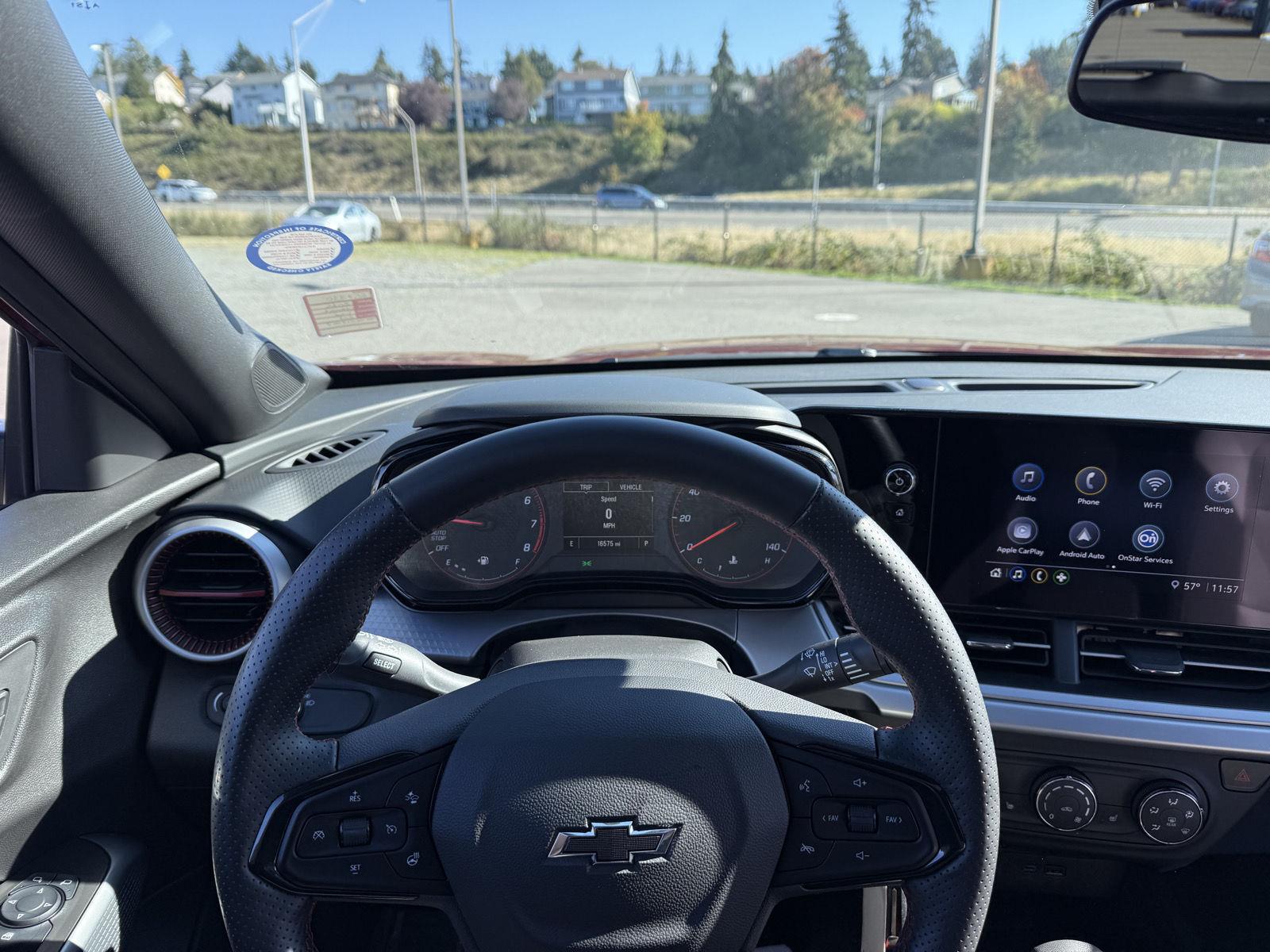 Used 2025 Chevrolet Trax SUV