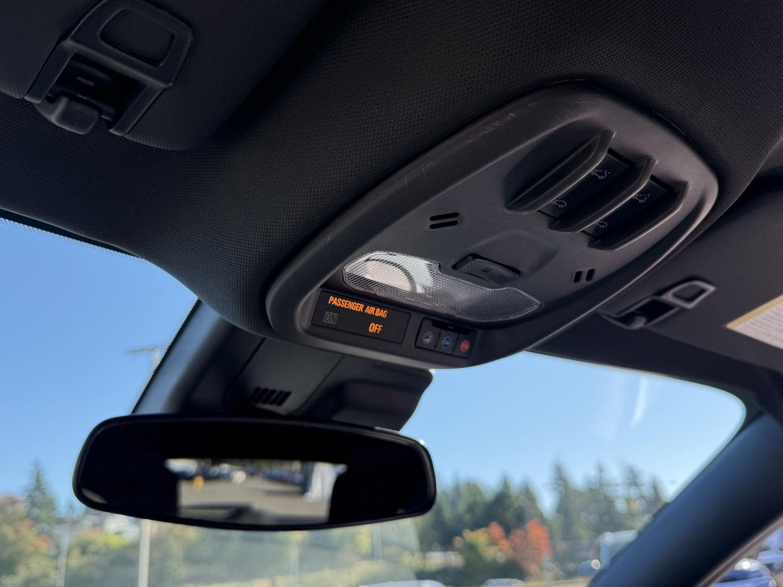 Used 2025 Chevrolet Trax SUV