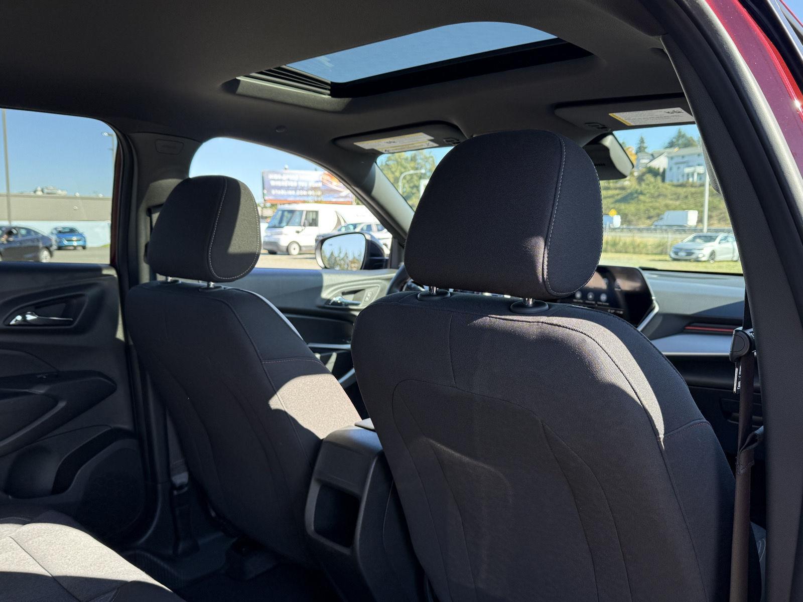 Used 2025 Chevrolet Trax SUV