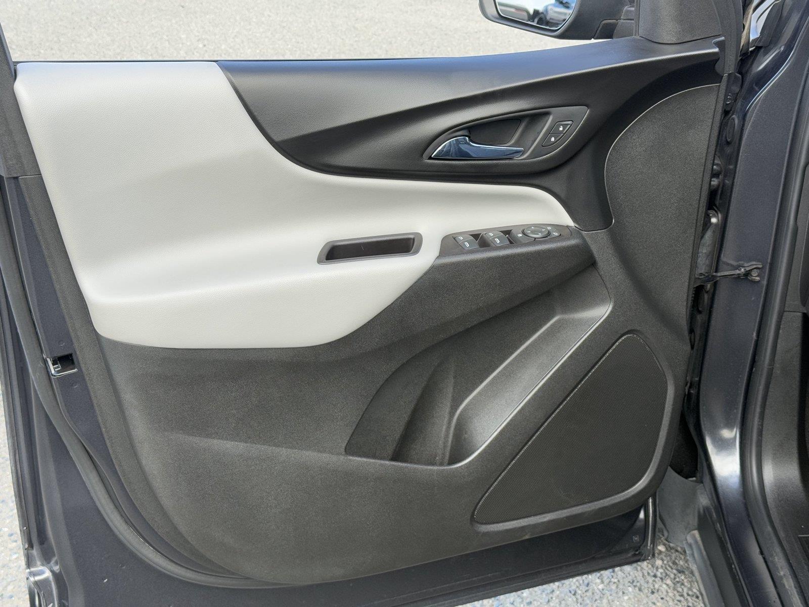 Used 2022 Chevrolet Equinox SUV