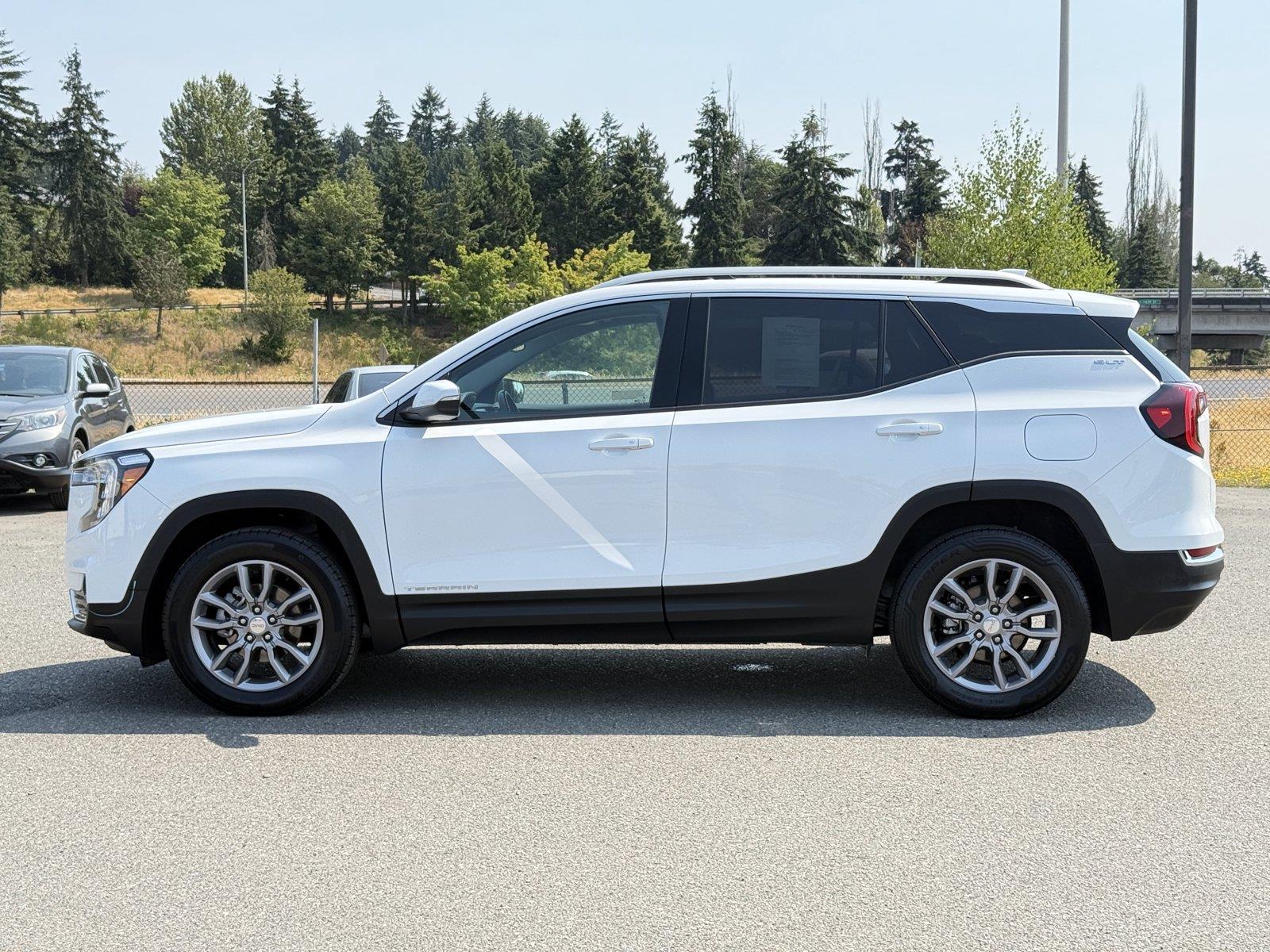 Used 2024 GMC Terrain SUV