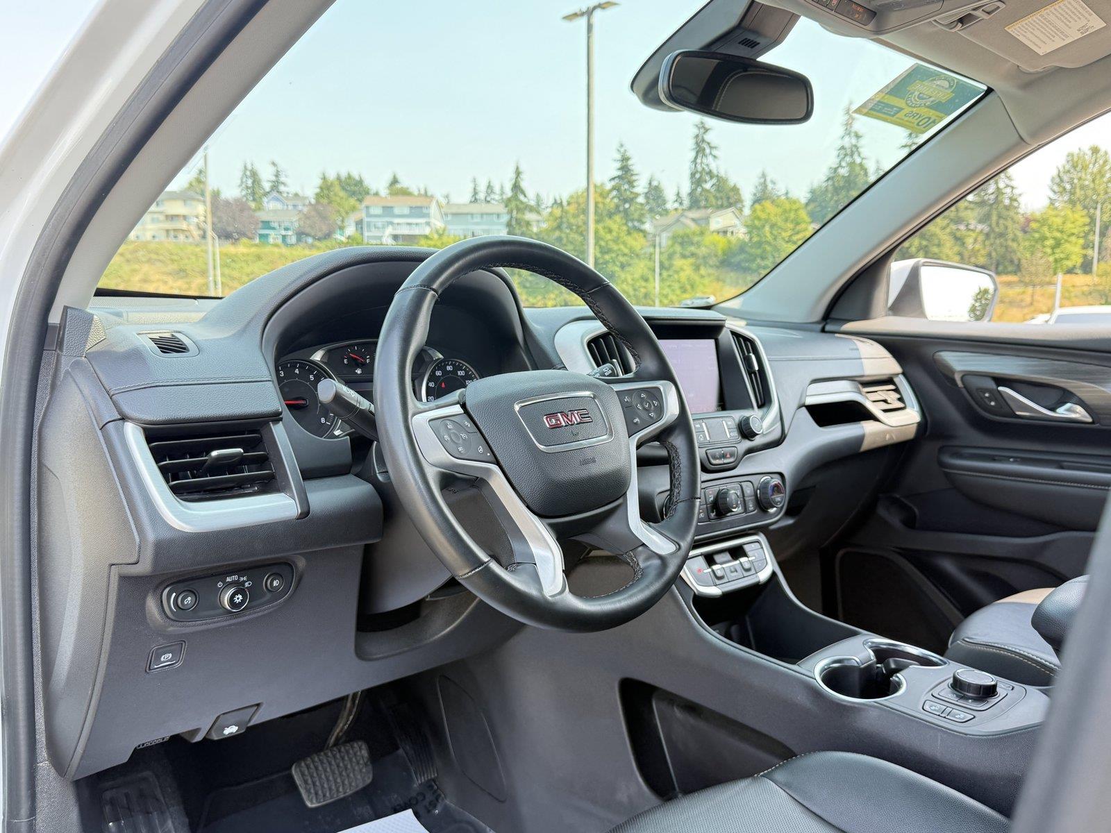 Used 2024 GMC Terrain SUV