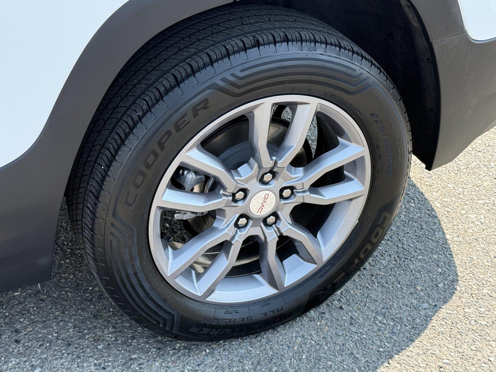 Used 2024 GMC Terrain SUV