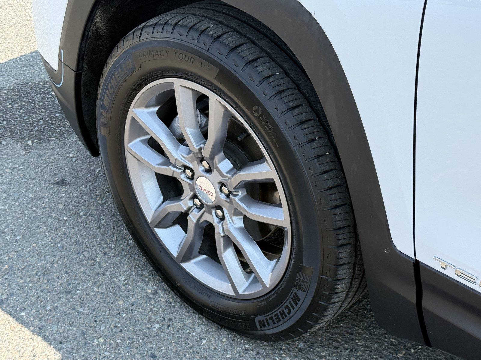 Used 2024 GMC Terrain SUV