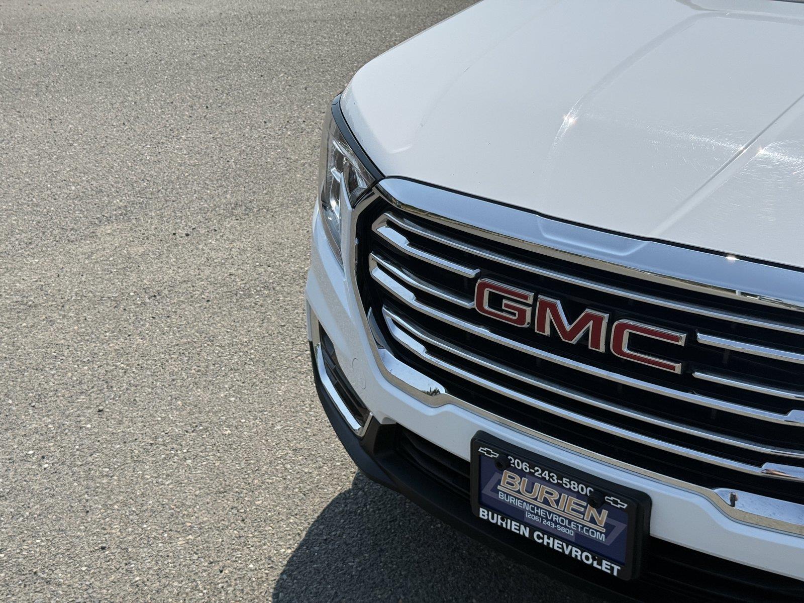 Used 2024 GMC Terrain SUV