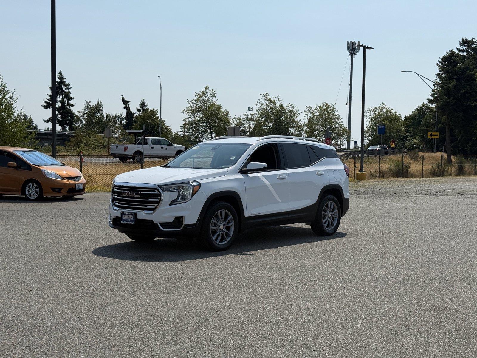 Used 2024 GMC Terrain SUV