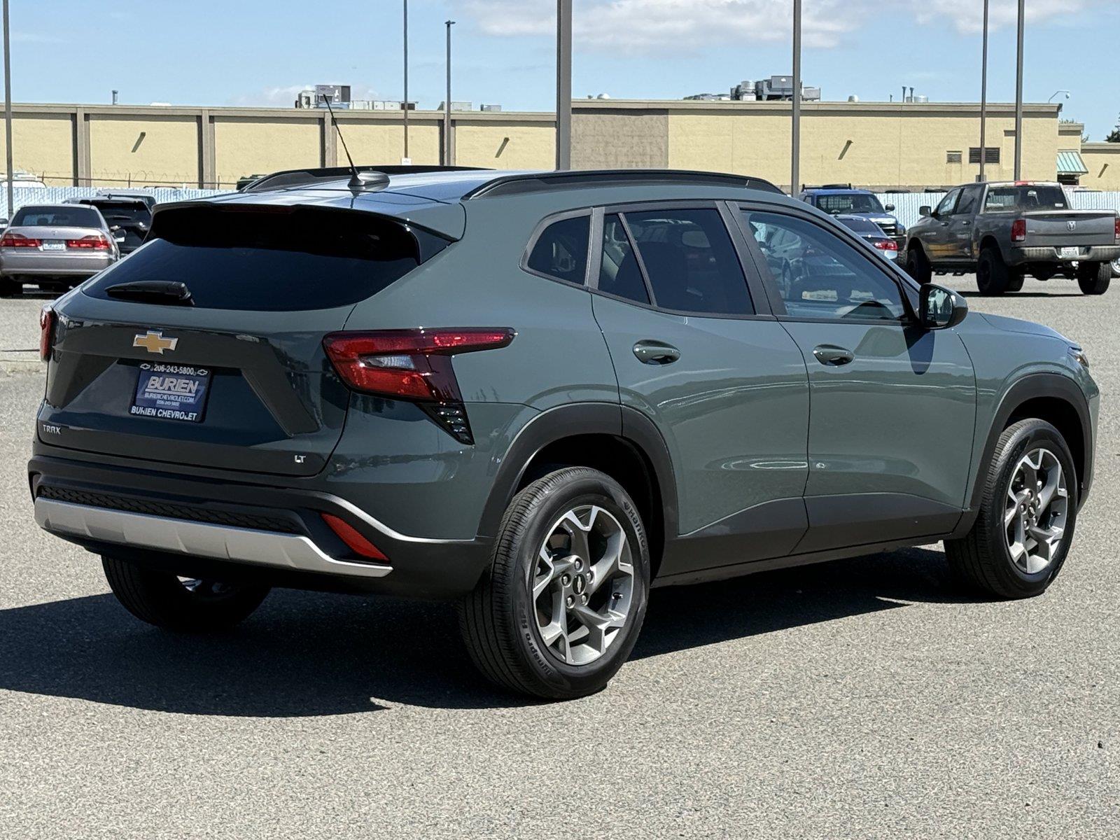 Used 2025 Chevrolet TRAX Sedan