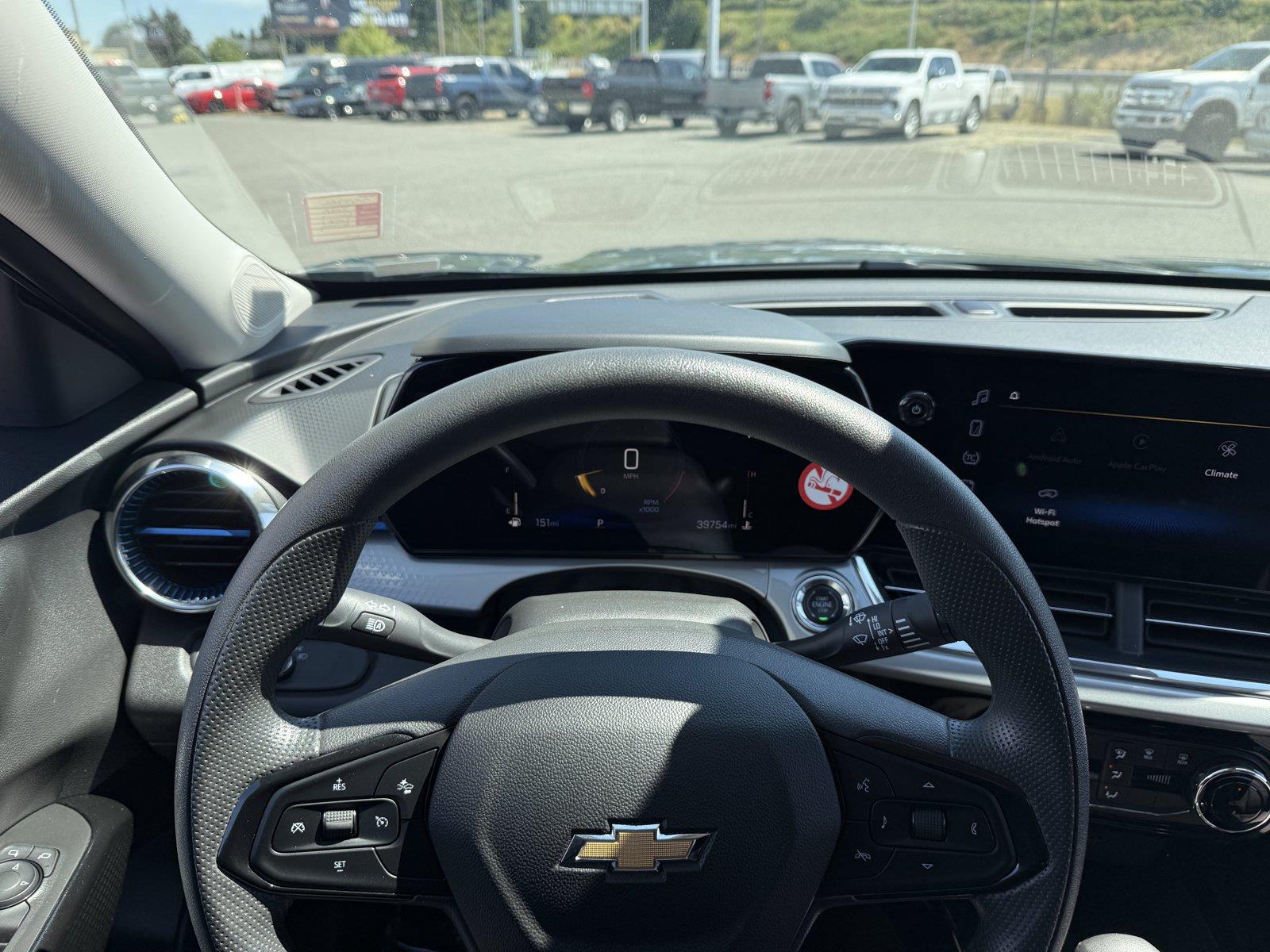Used 2025 Chevrolet TRAX Sedan