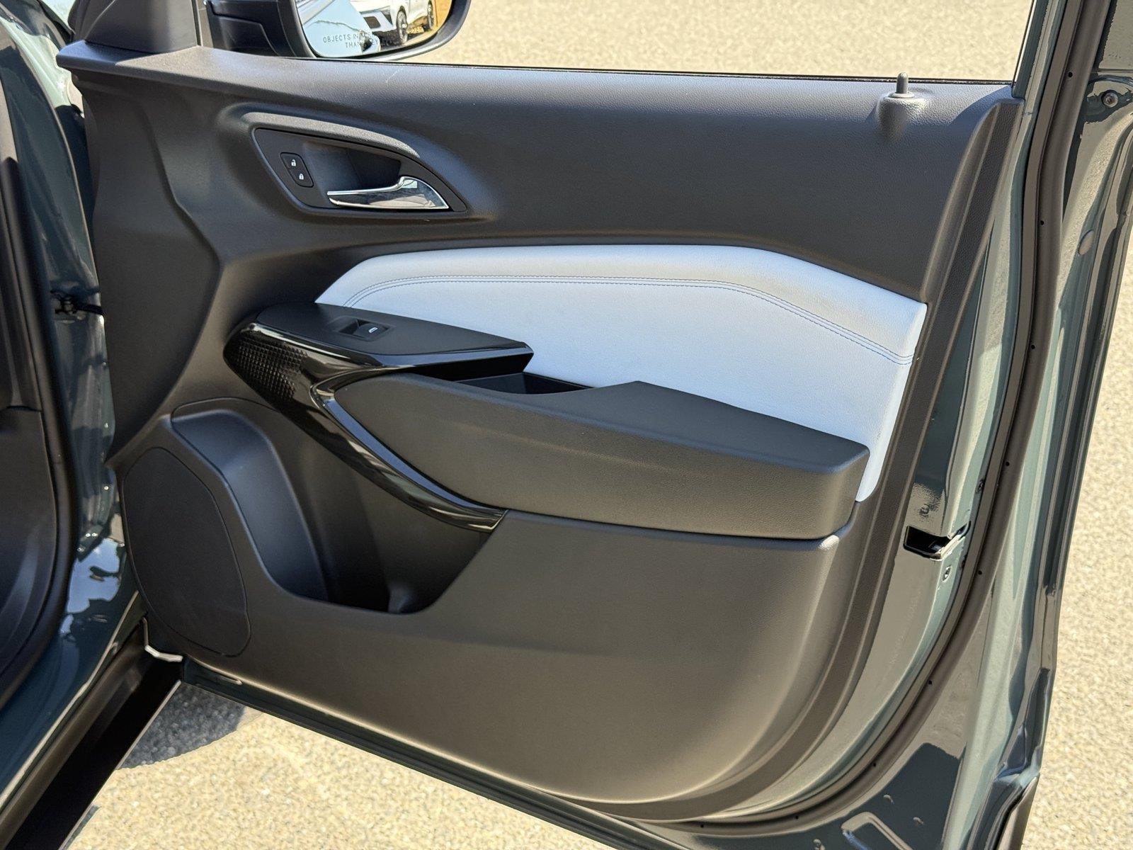 Used 2025 Chevrolet TRAX Sedan