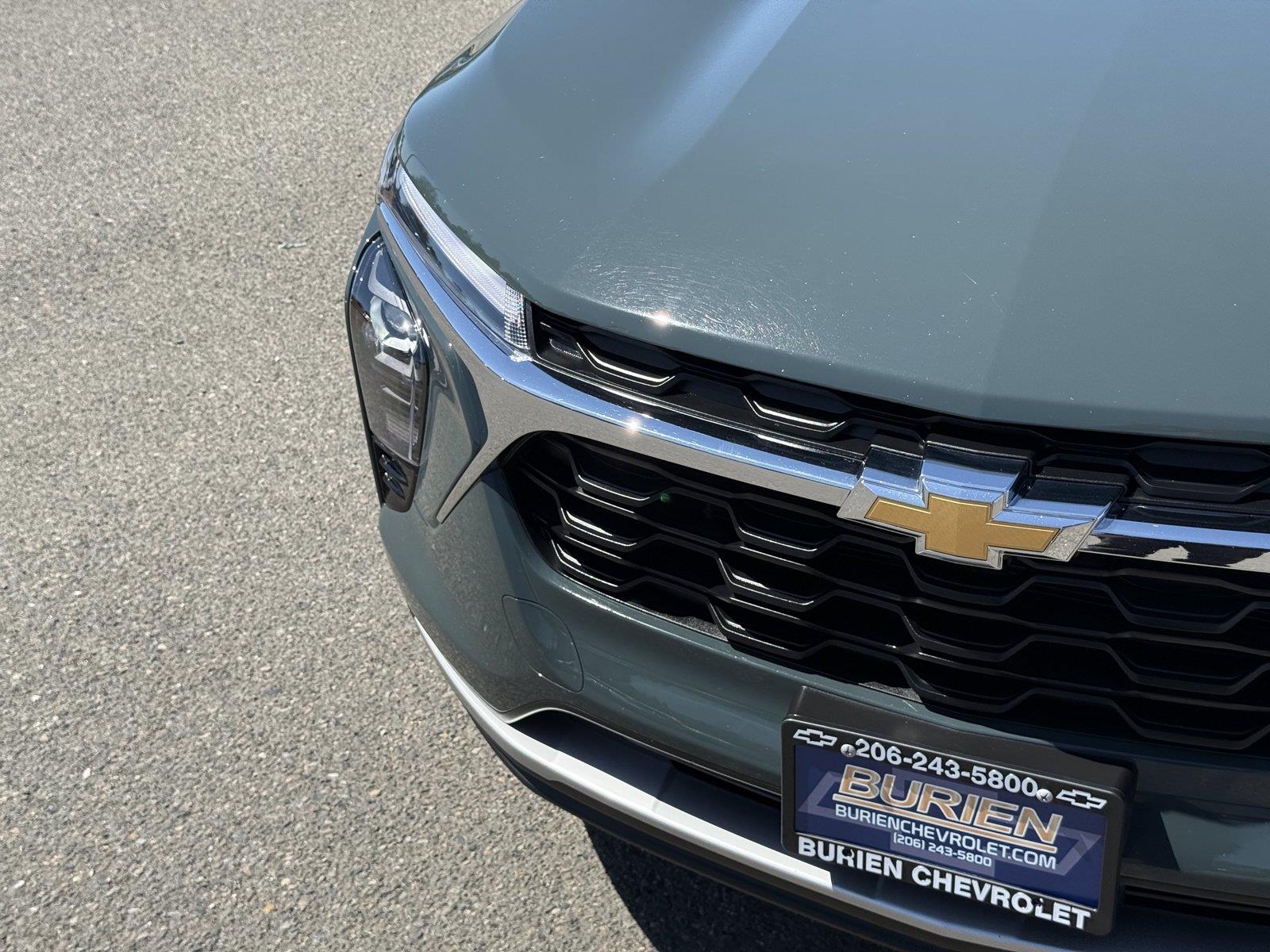 Used 2025 Chevrolet TRAX Sedan