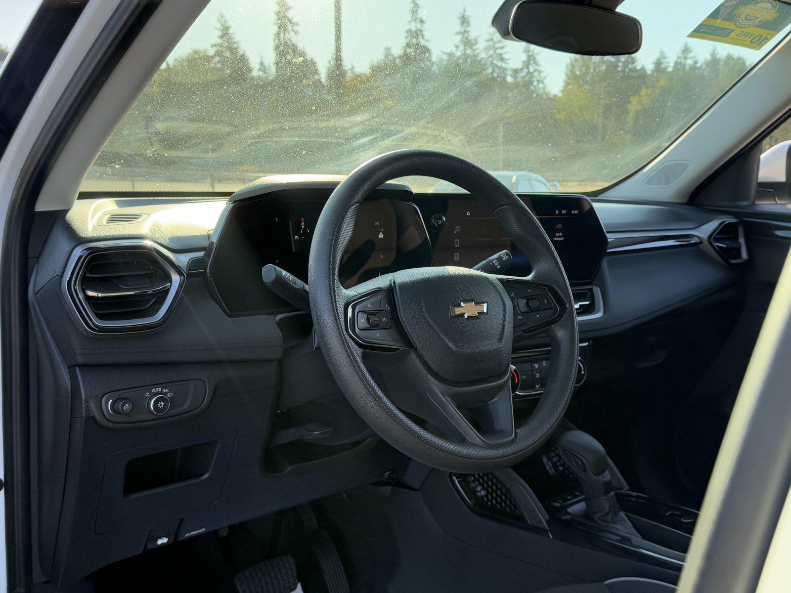 Used 2025 Chevrolet Trailblazer SUV
