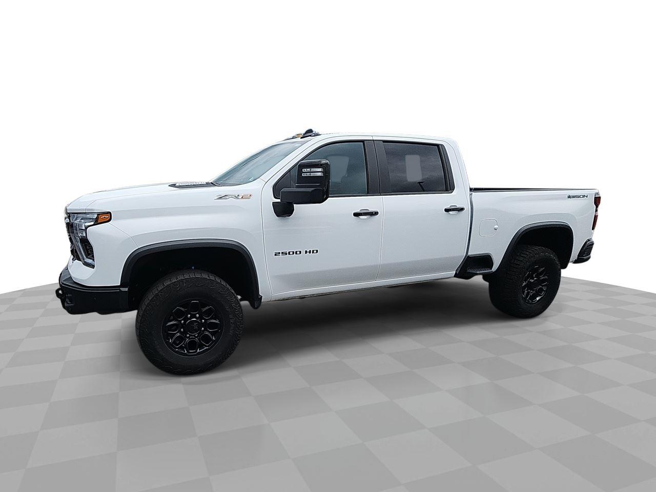 Summit White 2025 Chevrolet Silverado 2500HD Pickup Truck Four-Wheel Drive Automatic