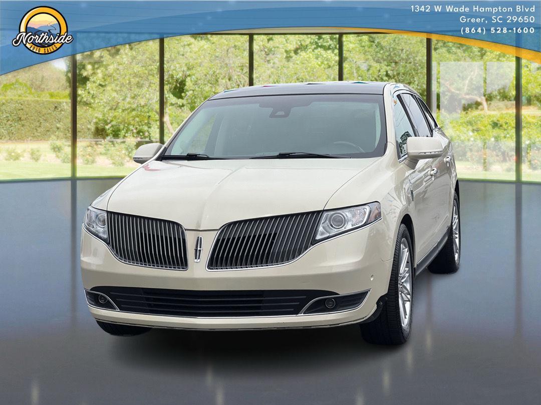 White Platinum Metallic Tri-Coat 2016 Lincoln MKT EcoBoost AWD SUV / Crossover All-Wheel Drive 6-Speed Automatic