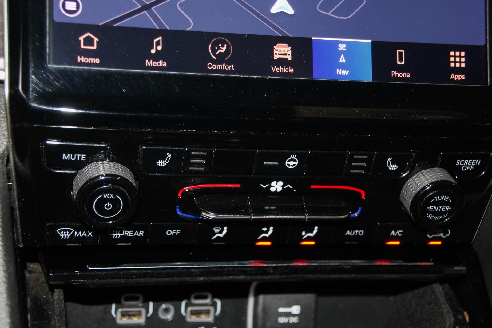 Jeep Grand Cherokee L