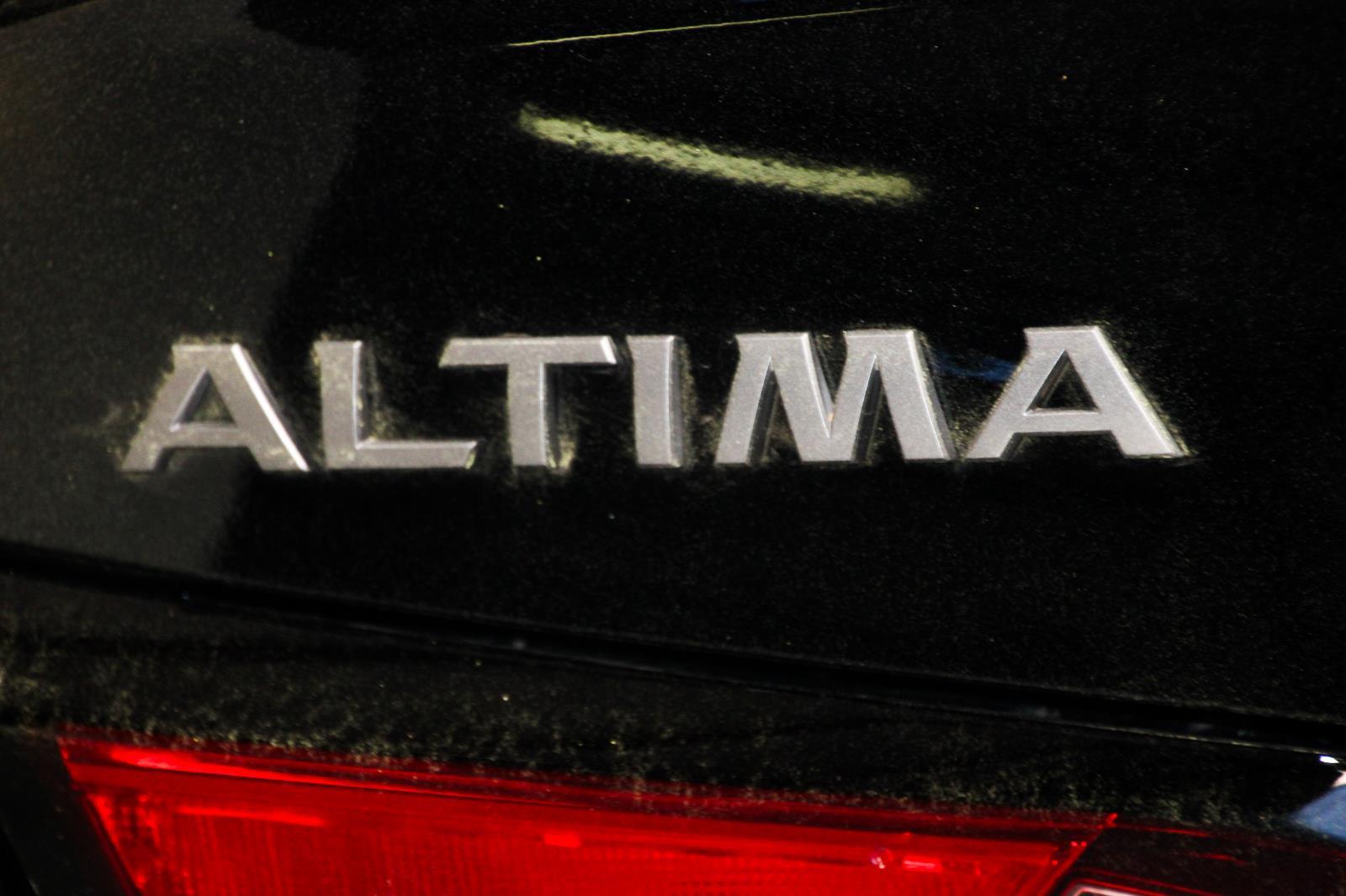 Nissan Altima