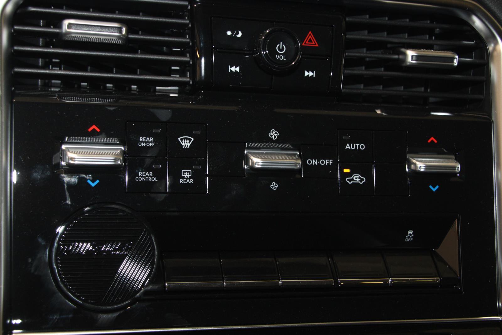 Nissan Armada