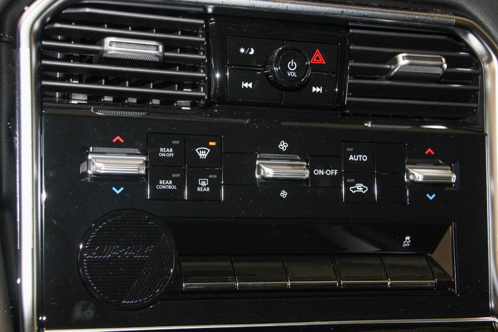 Nissan Armada