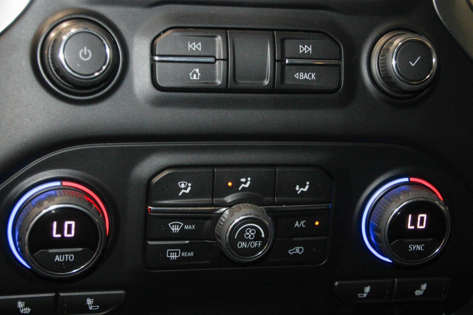 Chevrolet Silverado 1500 LTD