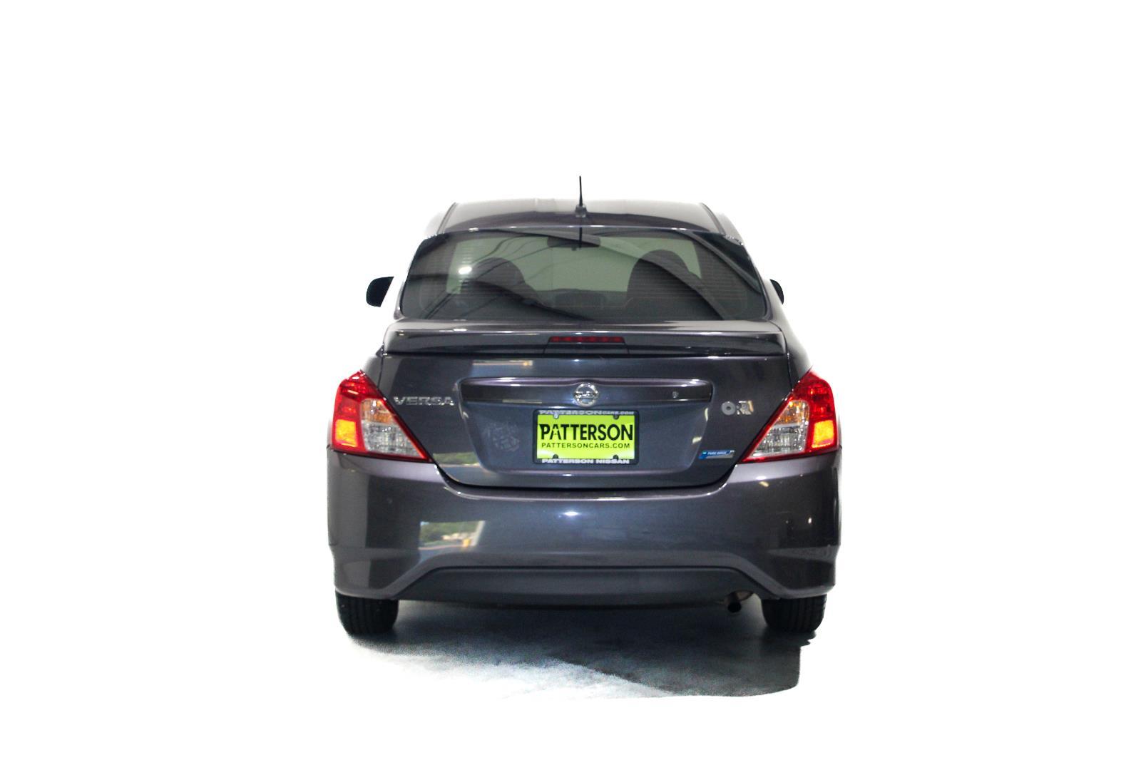 Nissan Versa