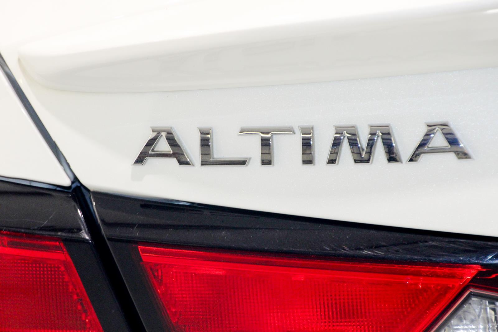Nissan Altima