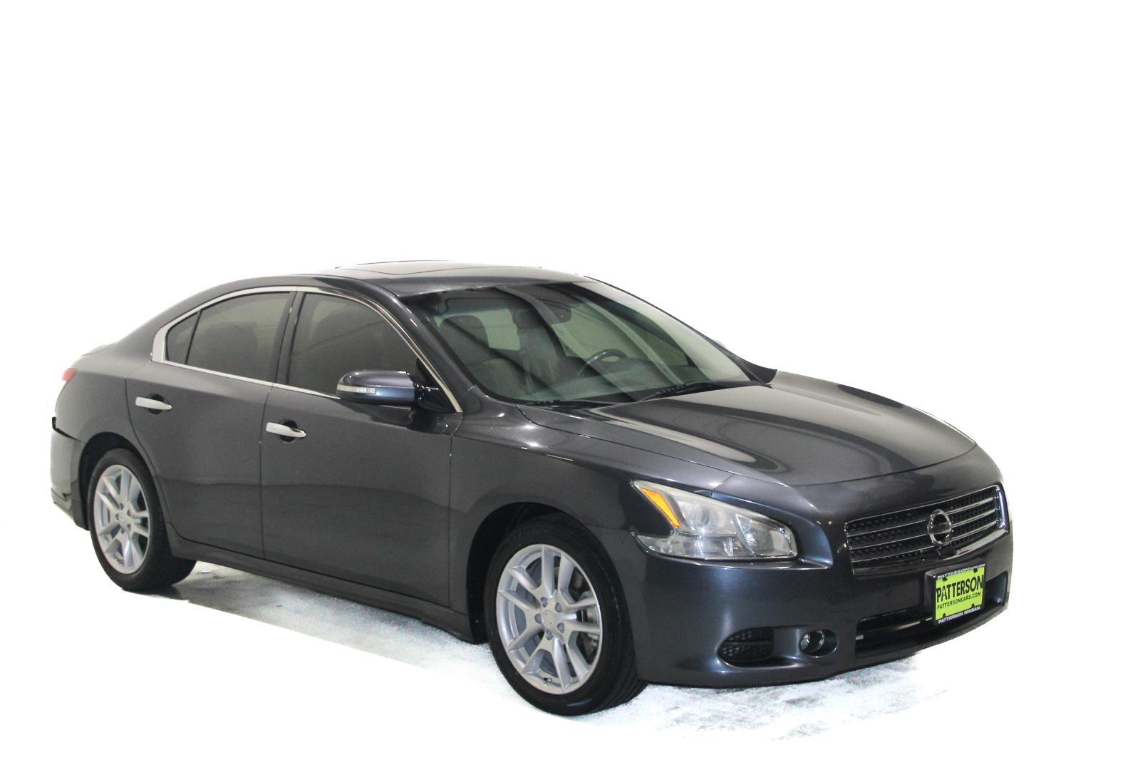 Nissan Maxima