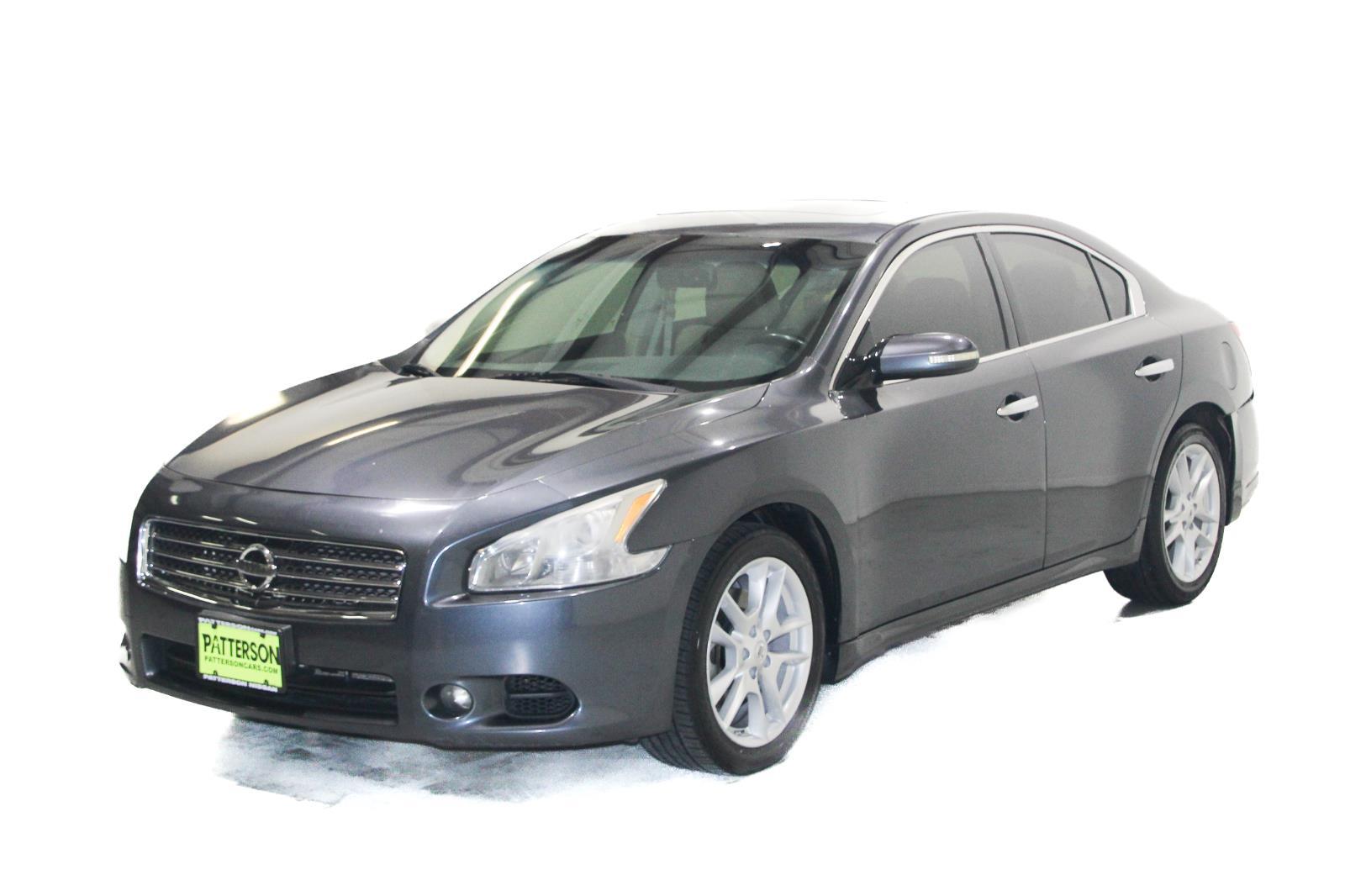 Nissan Maxima