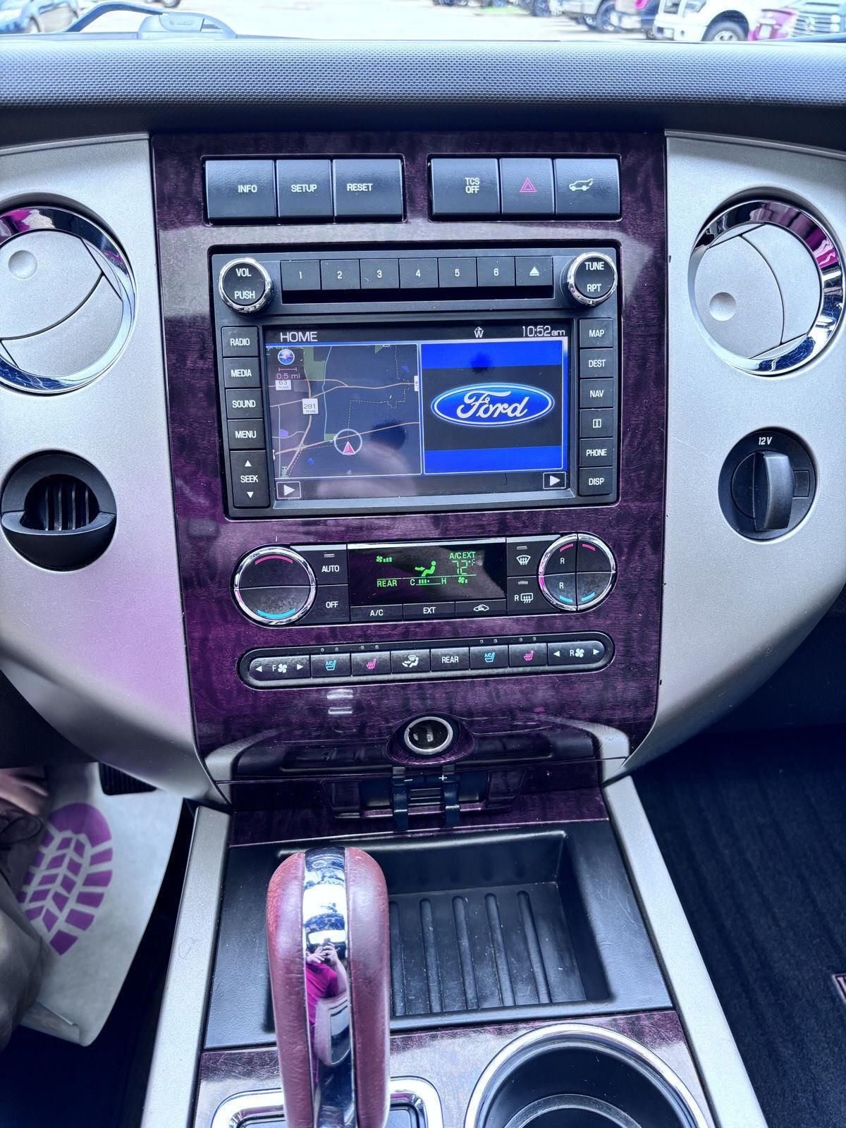 Ford Expedition EL