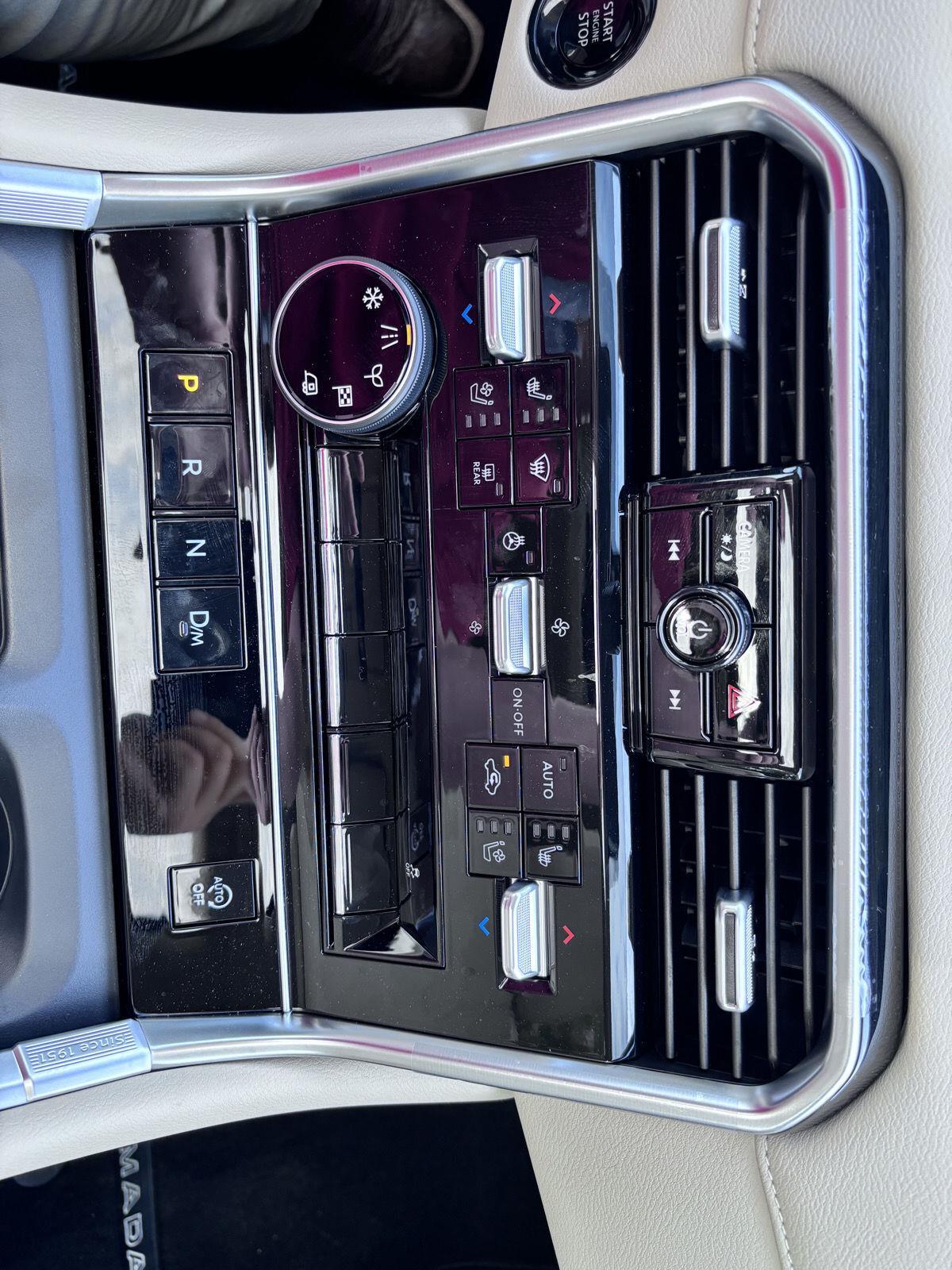 Nissan Armada